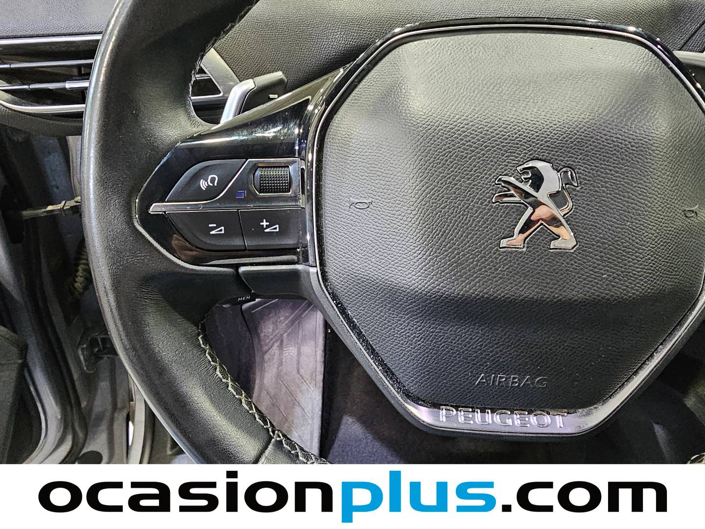 Foto Peugeot 5008 Peugeot 5008 PureTech 130 S&S Allure Pack EAT8 (130 CV) 7 PLAZAS