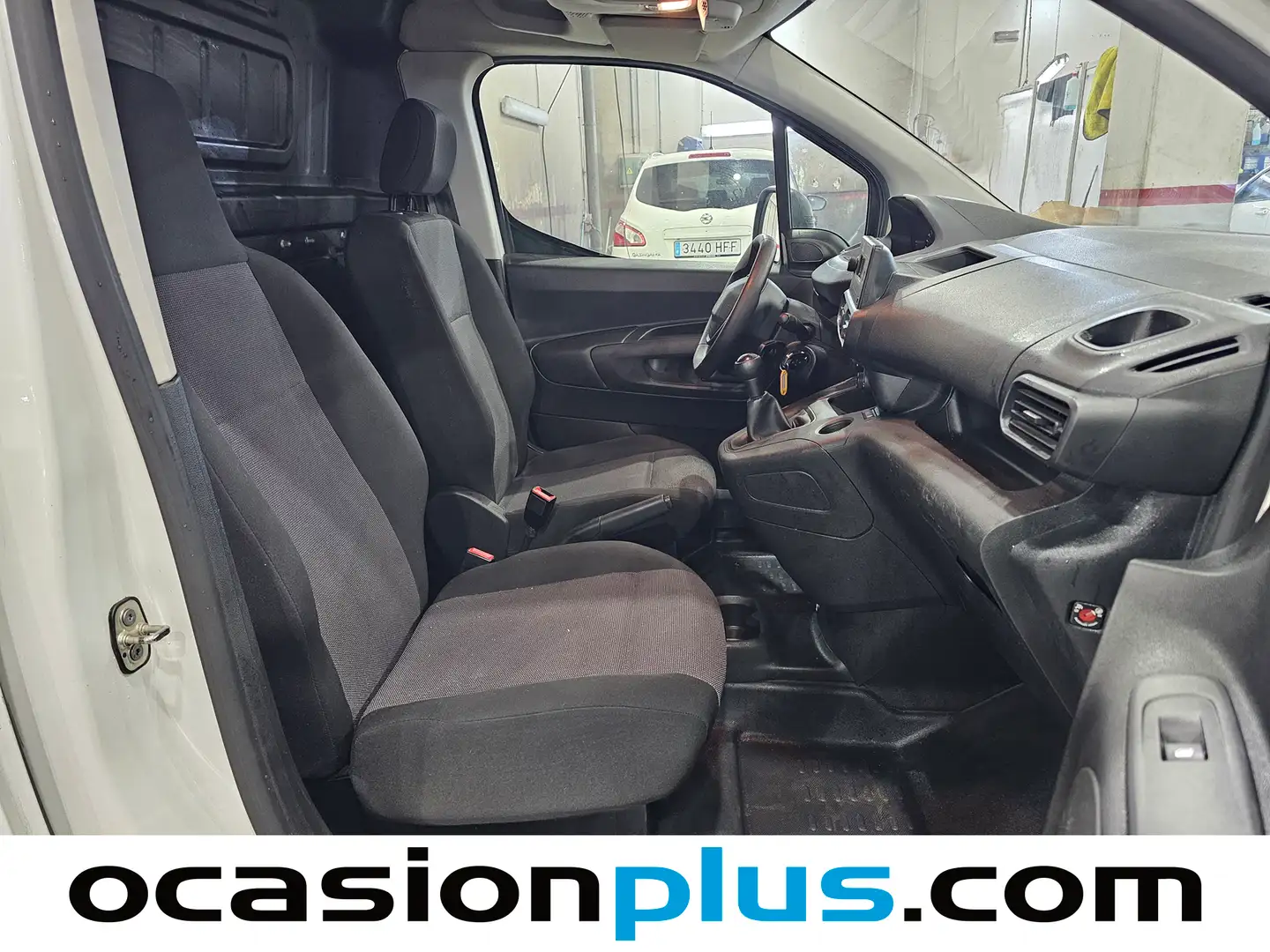 Foto Peugeot Partner Peugeot Partner Furgon BlueHDi 100 S&S Premium Standard 600kg  (98 CV)