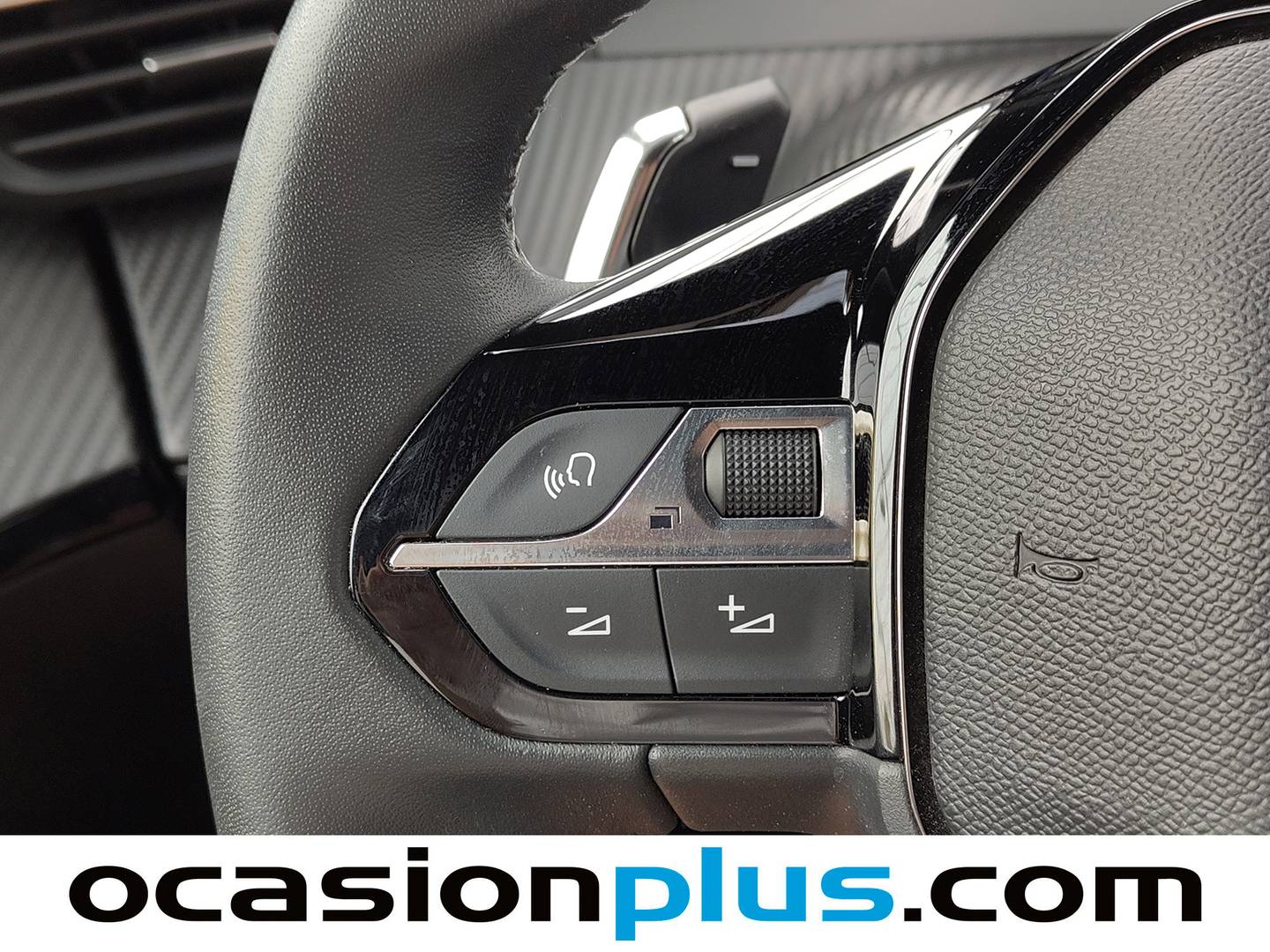 Peugeot 2008 Peugeot 2008 Allure Hybrid eDCS6 (145 CV) seminuevo