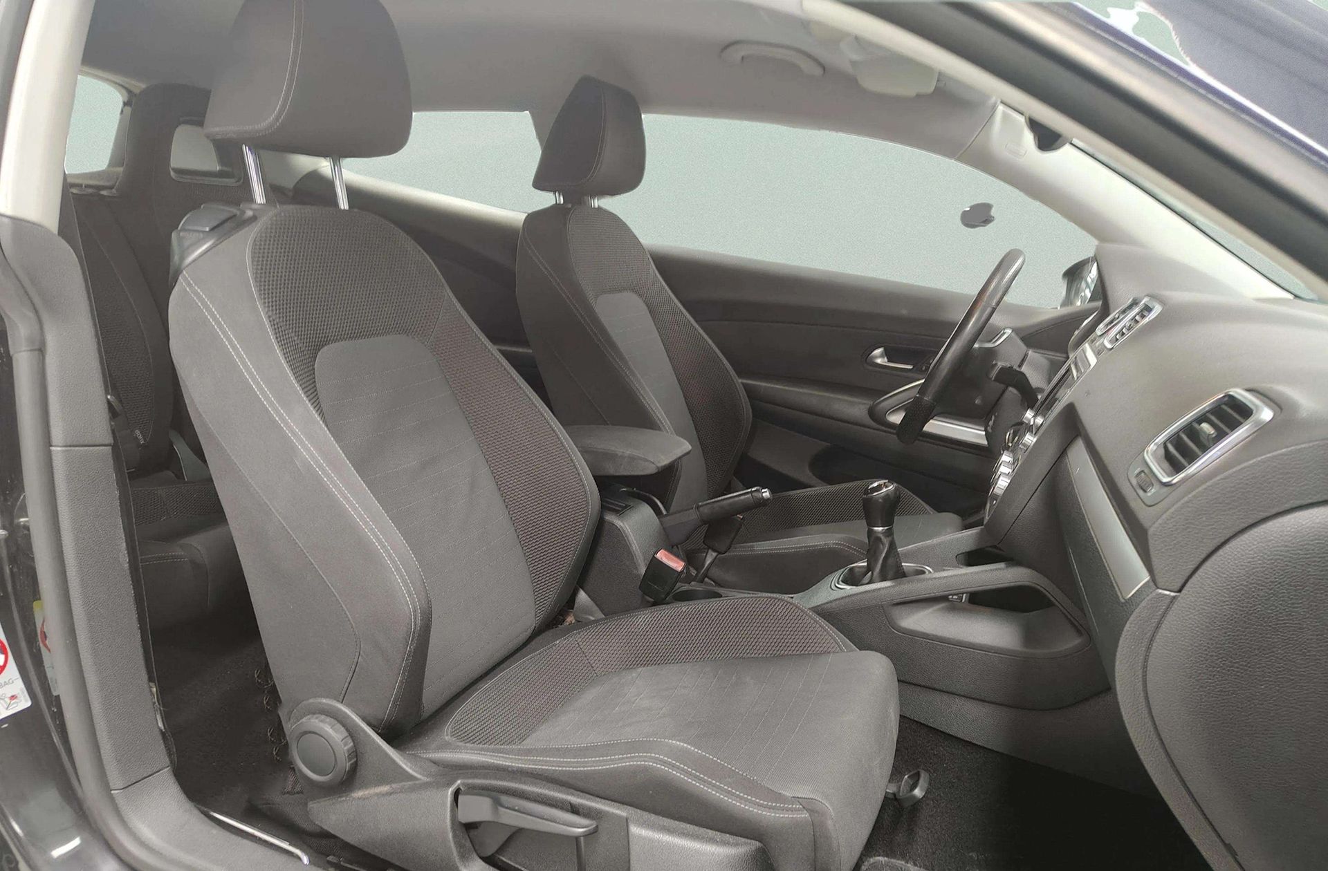 Volkswagen Scirocco 2.0 TDI BMT - foto 15