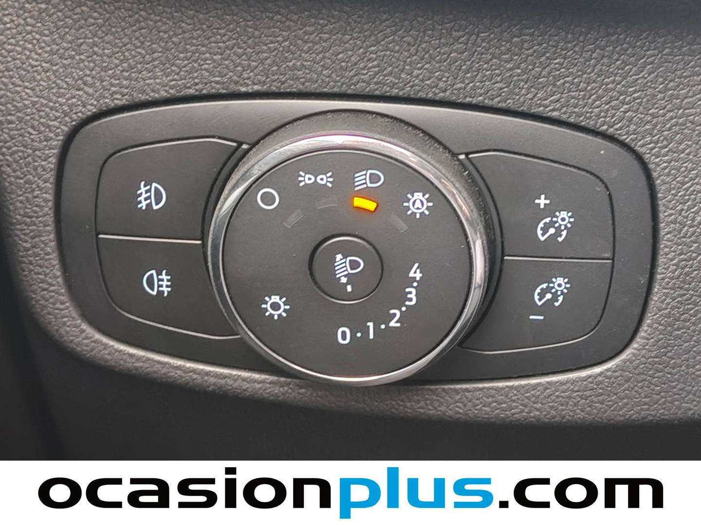 Accesorios del Ford Focus Ford Focus 1.0 Ecoboost MHEV Active Auto (155 CV)