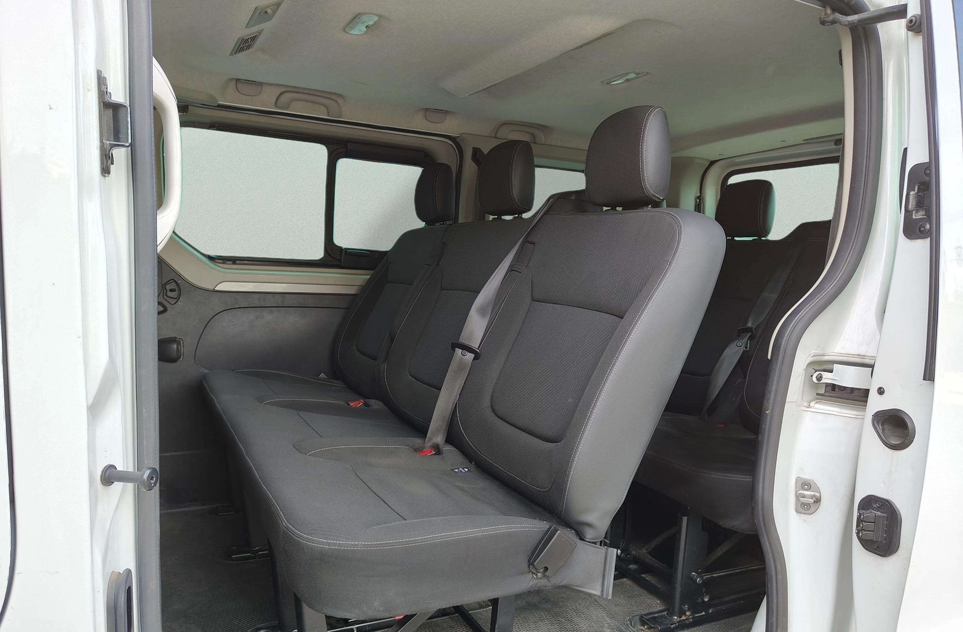Renault Trafic Passenger Energy dCi 9 plazas - foto 10