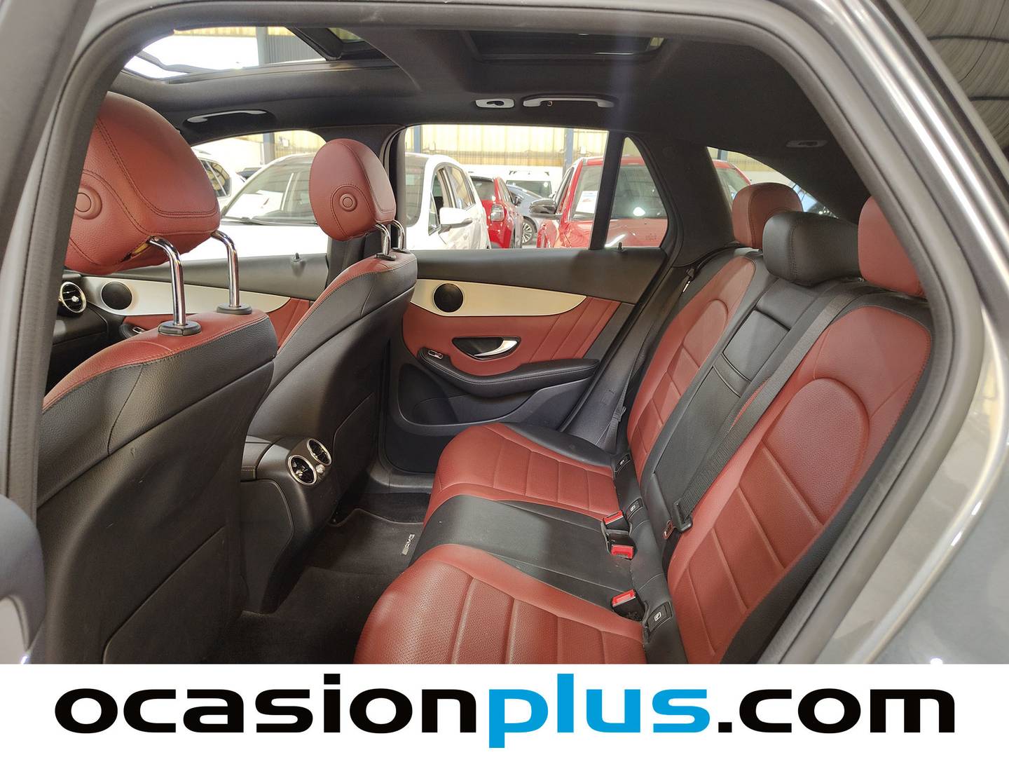 Foto asientos traseros Mercedes Clase GLC Mercedes GLC 200 4Matic (197 CV) Pack AMG