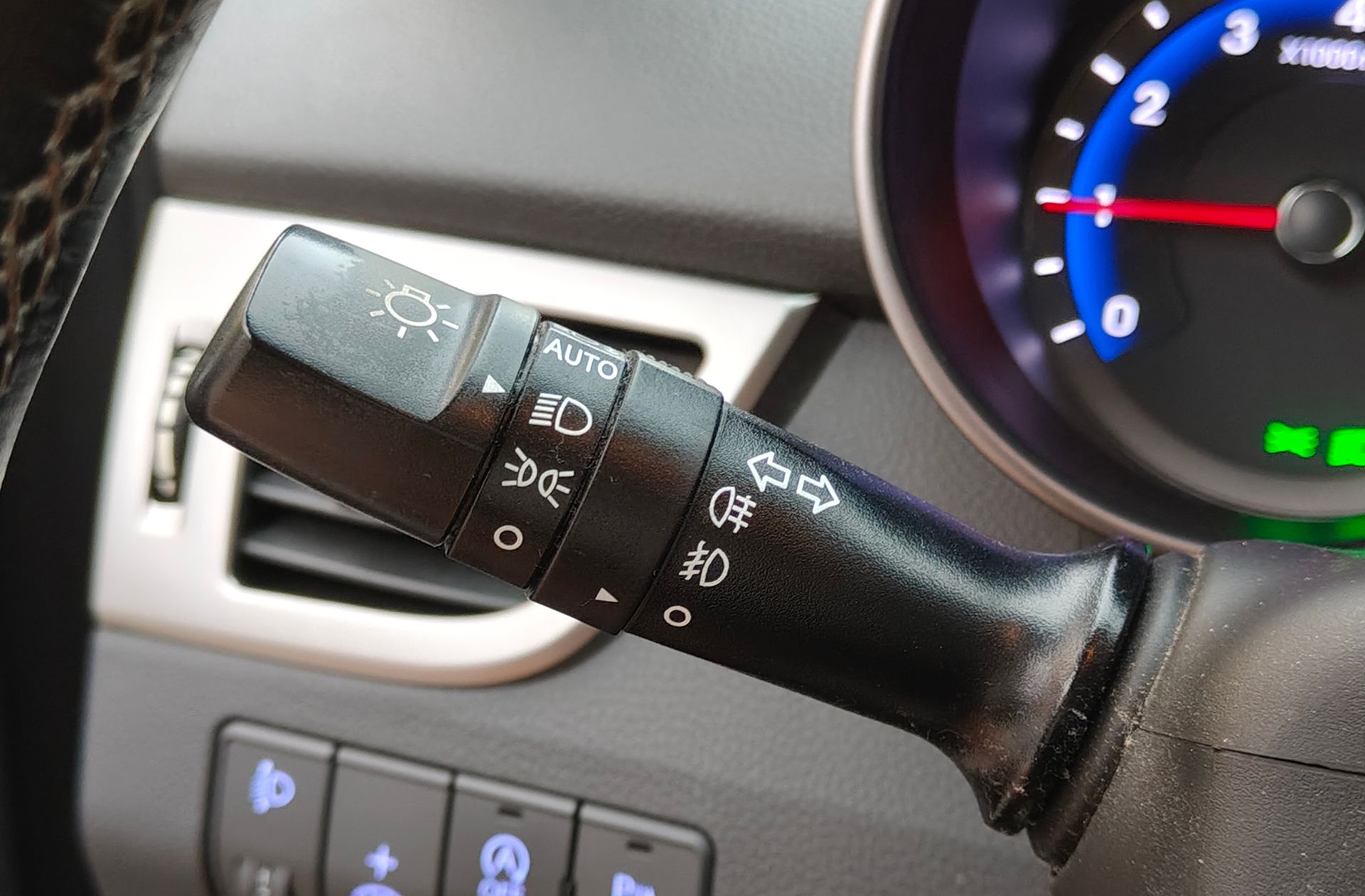 Hyundai i30 1.6 GDi BlueDrive Tecno - foto 23