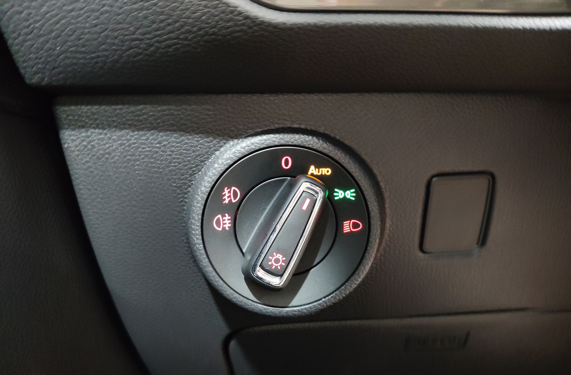 SEAT Ateca 1.6 TDI Ecomotive Style - foto 23