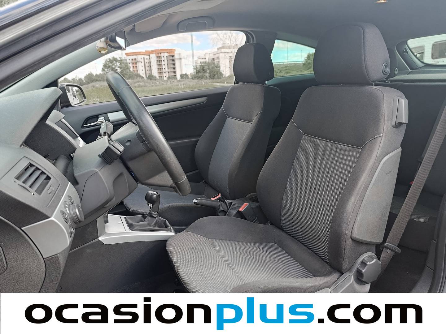 Foto asientos delanteros Opel Astra Opel Astra 1.7 CDTI Energy (110 CV)