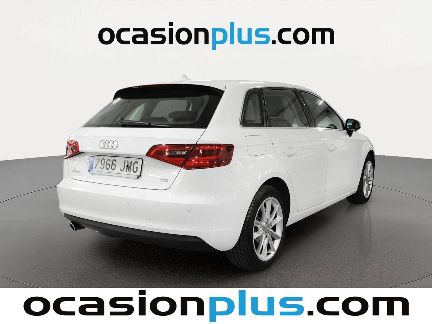 Foto trasera Audi A3 Audi A3 Sportback Sportback Advanced 1.6 TDI clean diesel (110 CV) derecha
