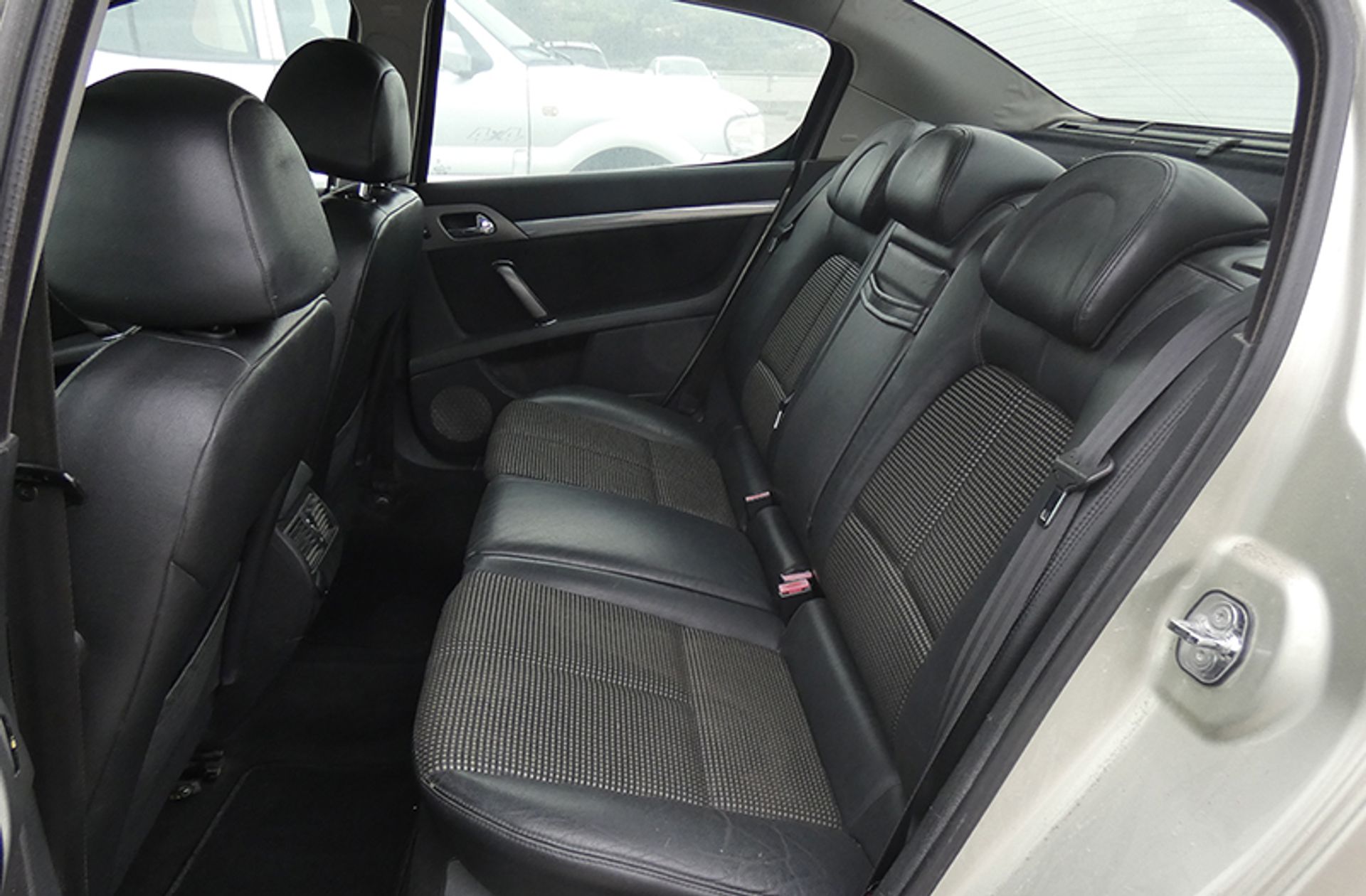 Peugeot 407 2.0 HDi ST Sport Pack - foto 9
