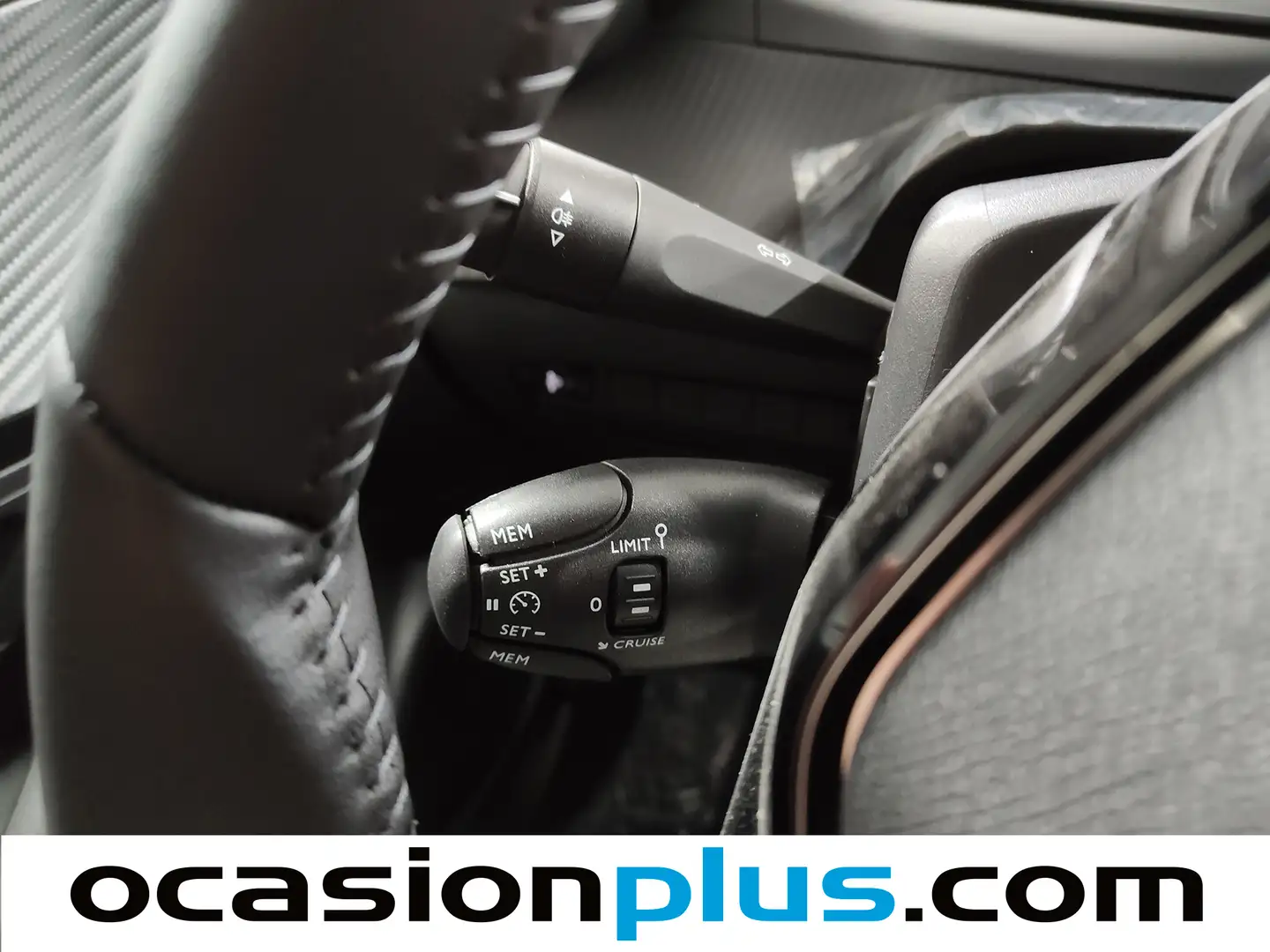 Foto Peugeot 2008 Peugeot 2008 PureTech 100 S&S Allure (100 CV)