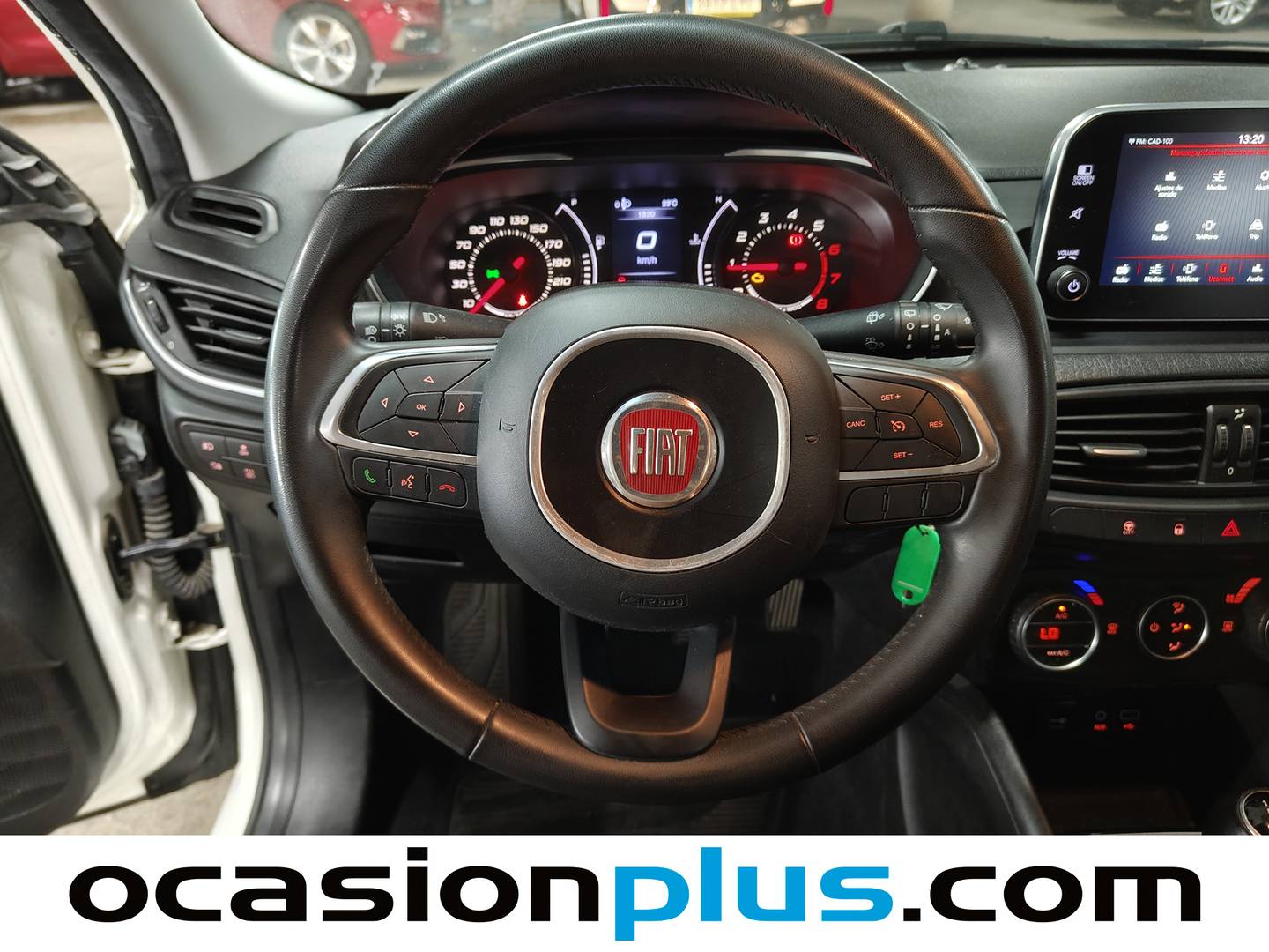 Extras y acabados del Fiat Tipo Fiat Tipo 1.4 16v Lounge (95 CV)