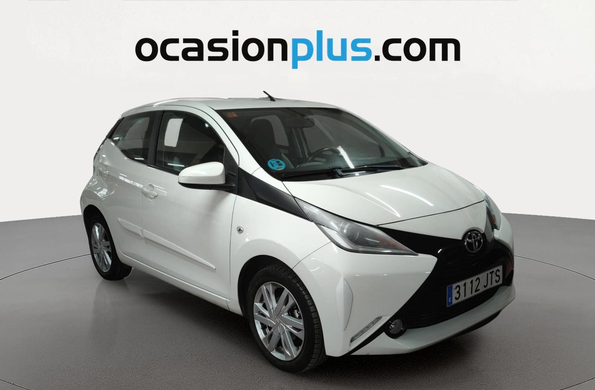 Toyota Aygo 1.0 70 x-play - foto 2