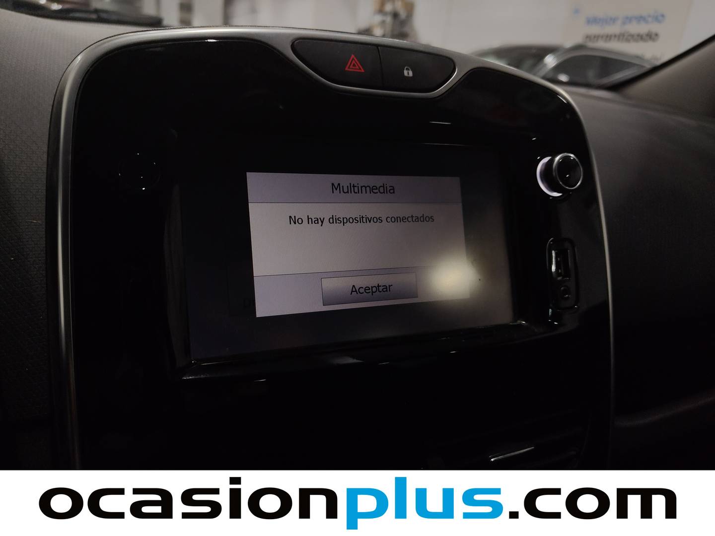 Equipamiento del Renault Clio Renault Clio Limited 1.2 (75 CV)