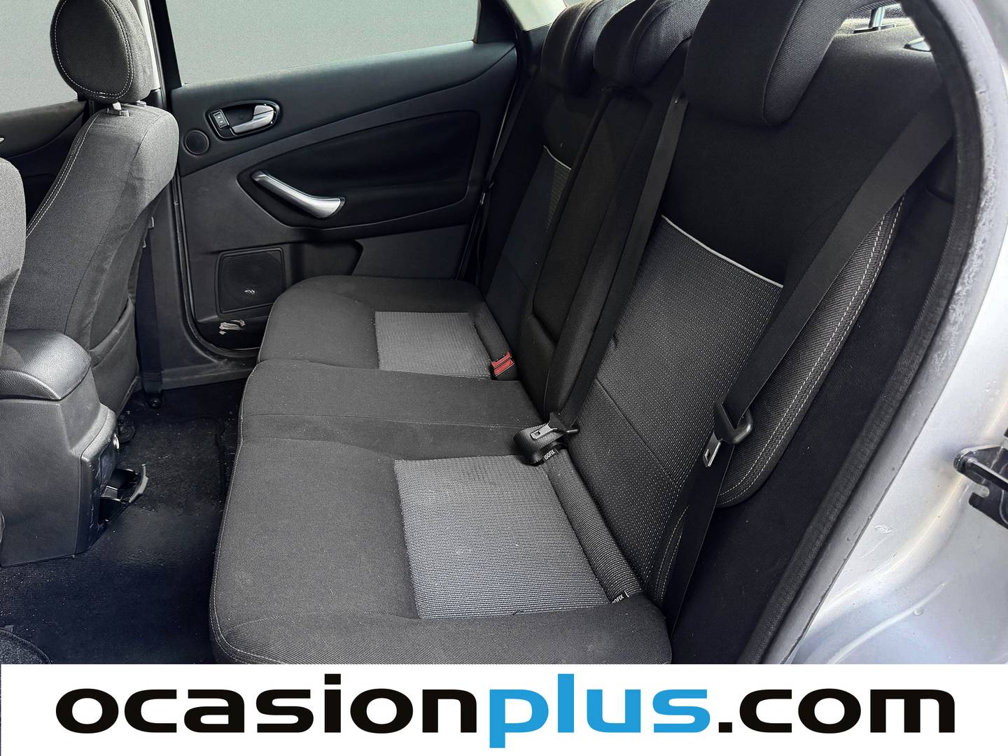 Foto asientos traseros Ford Mondeo Ford Mondeo 1.8 TDCI Trend (125 CV)