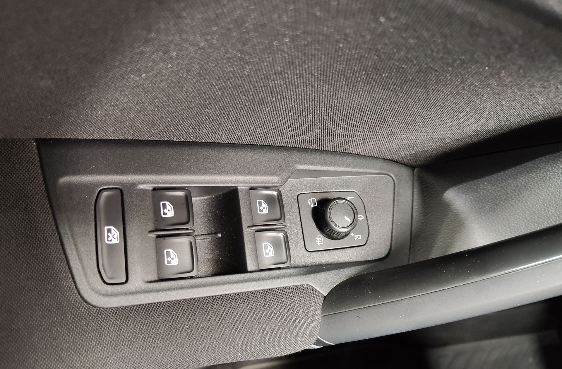Volkswagen Tiguan Advance 1.5 TSI - foto 34
