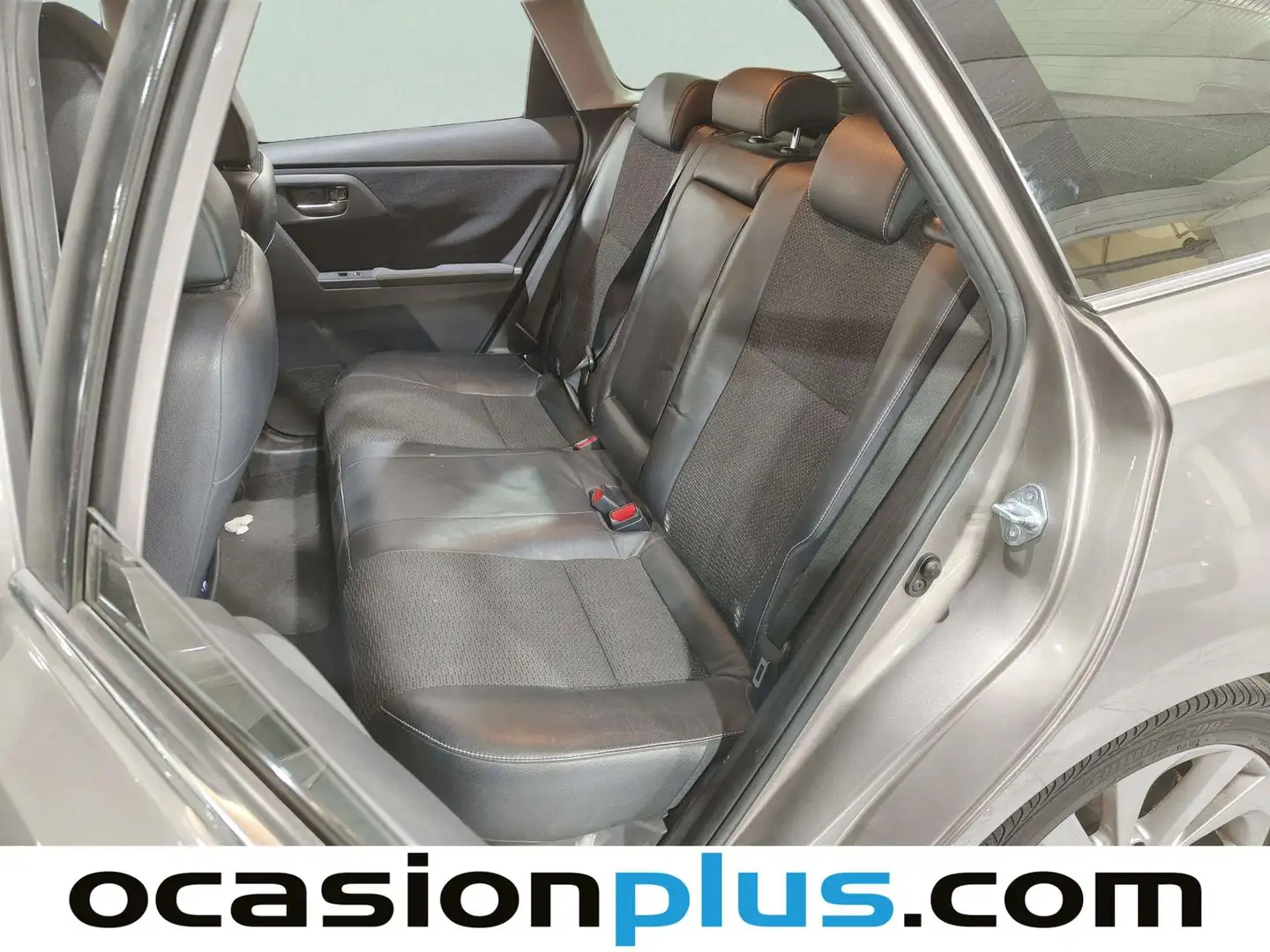 Foto Toyota Auris Toyota Auris Hybrid Touring Sports Advance (136 CV)