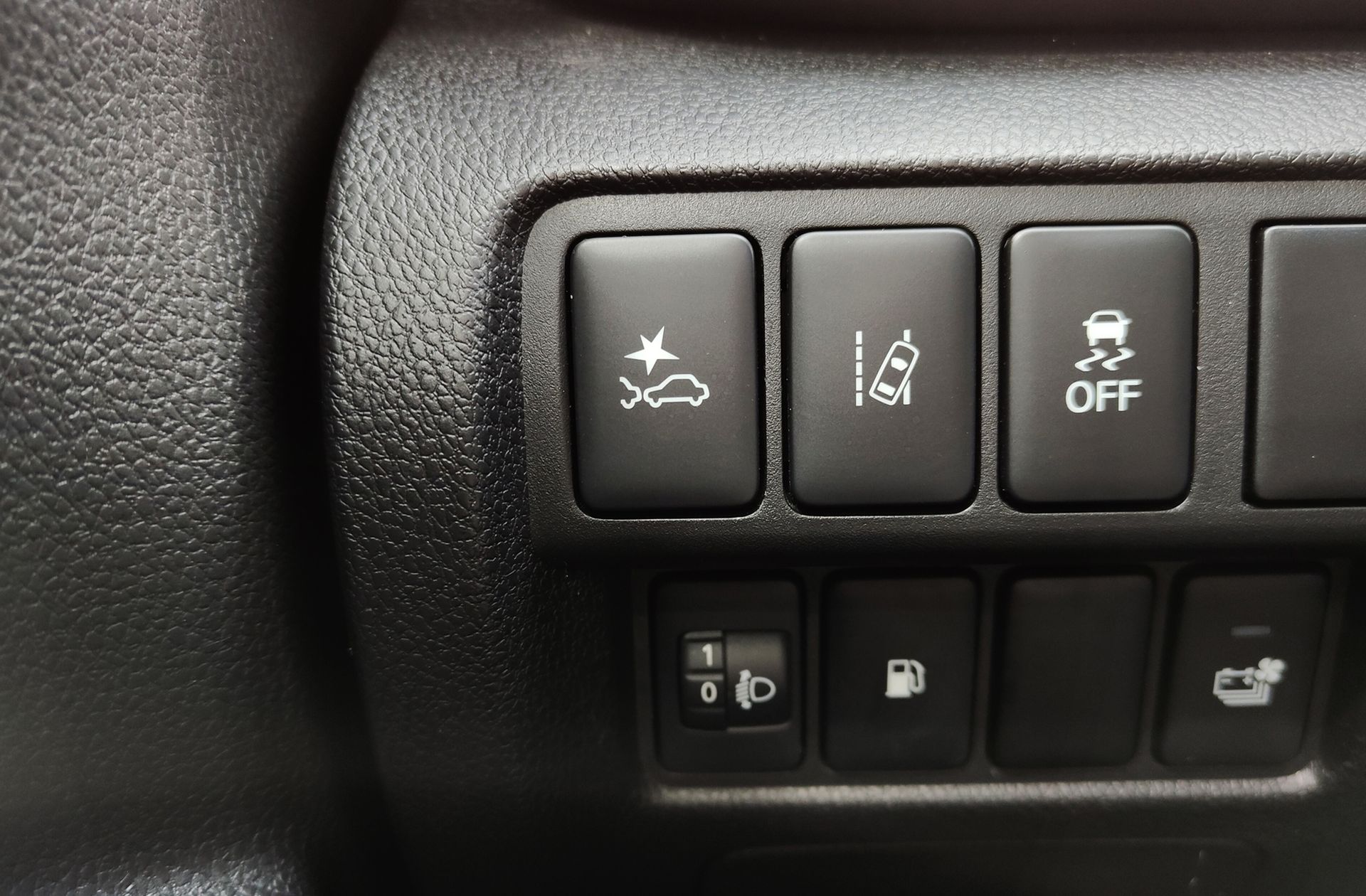Mitsubishi Eclipse Cross 2.4 PHEV Kaiteki 4WD - foto 16