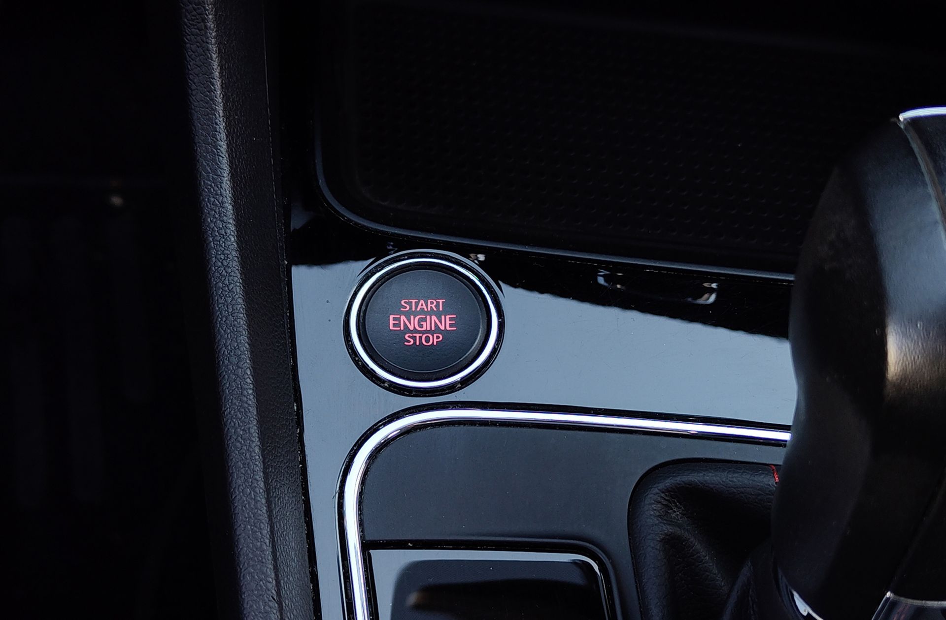 SEAT León 2.0 TSI FR DSG - foto 33