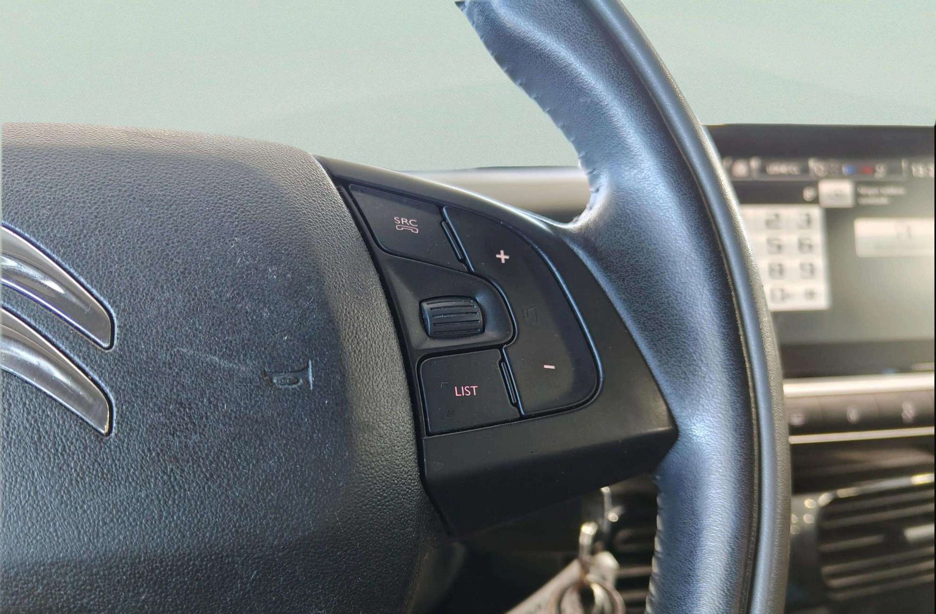 Citroën C4 Cactus 1.2 VTi Feel Fine - foto 23