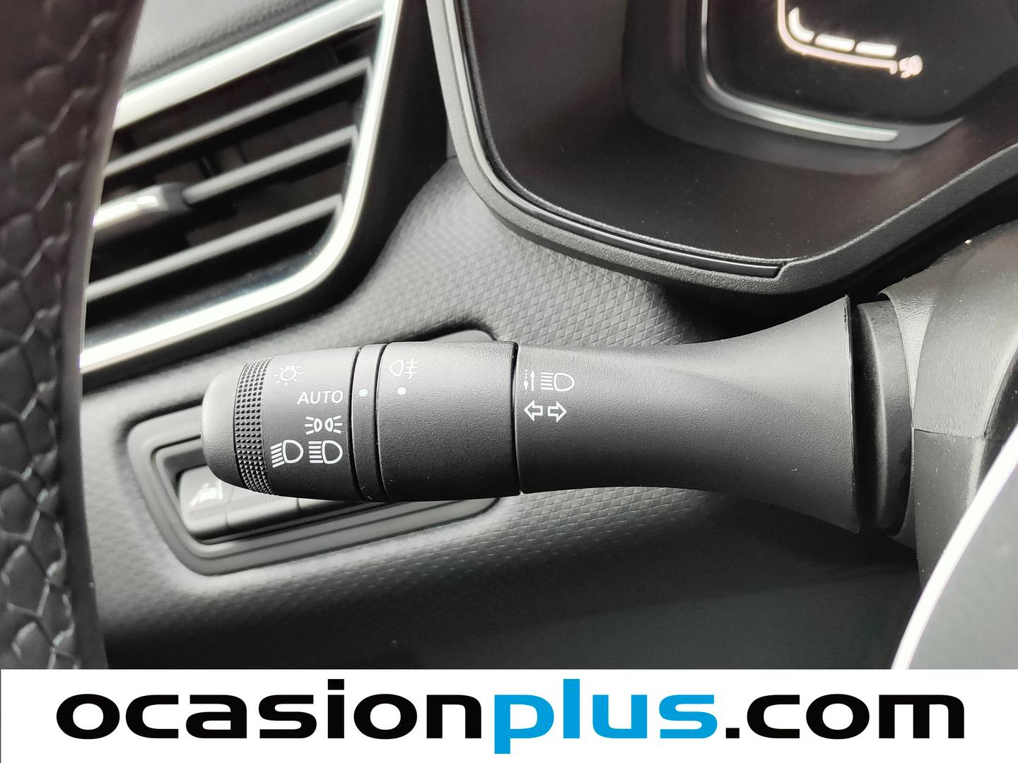 Paquetes del Renault Clio Renault Clio Zen TCe (90 CV)