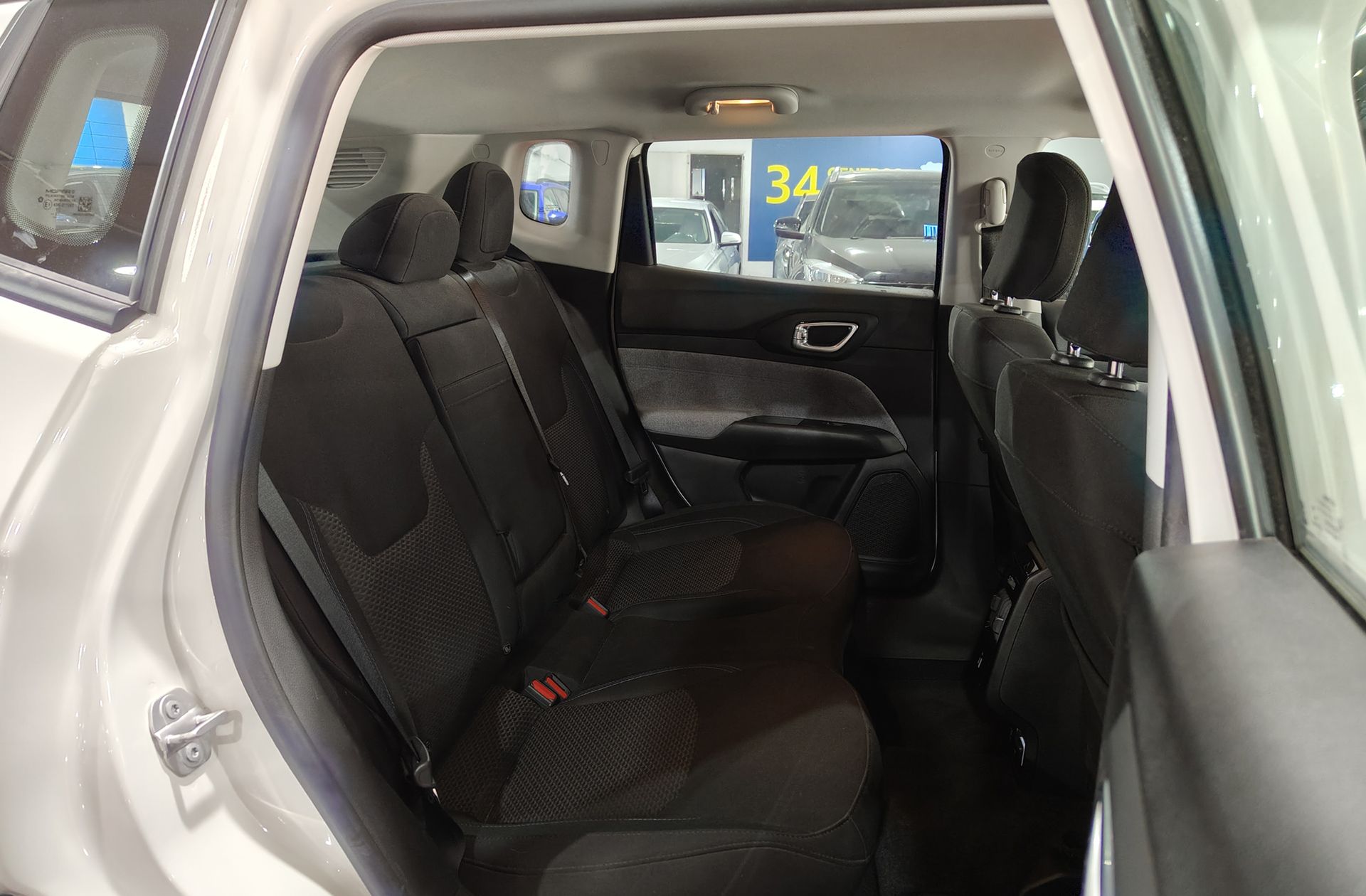 Jeep Compass 1.3 Gse T4 Longitude FWD - foto 19