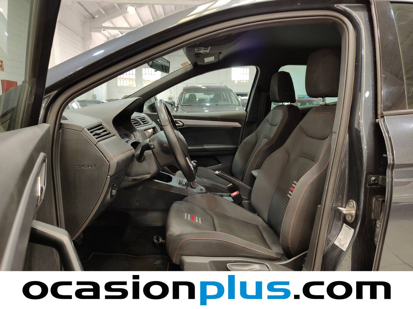 Foto asientos delanteros Seat Ibiza Seat Ibiza 1.0 TGI FR (90 CV)