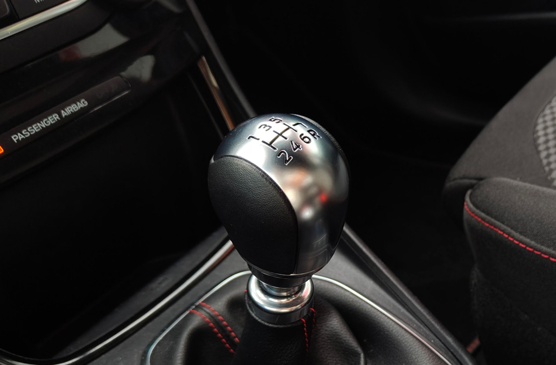 Ford Puma 1.0 EcoBoost MHEV ST-Line Design - foto 5