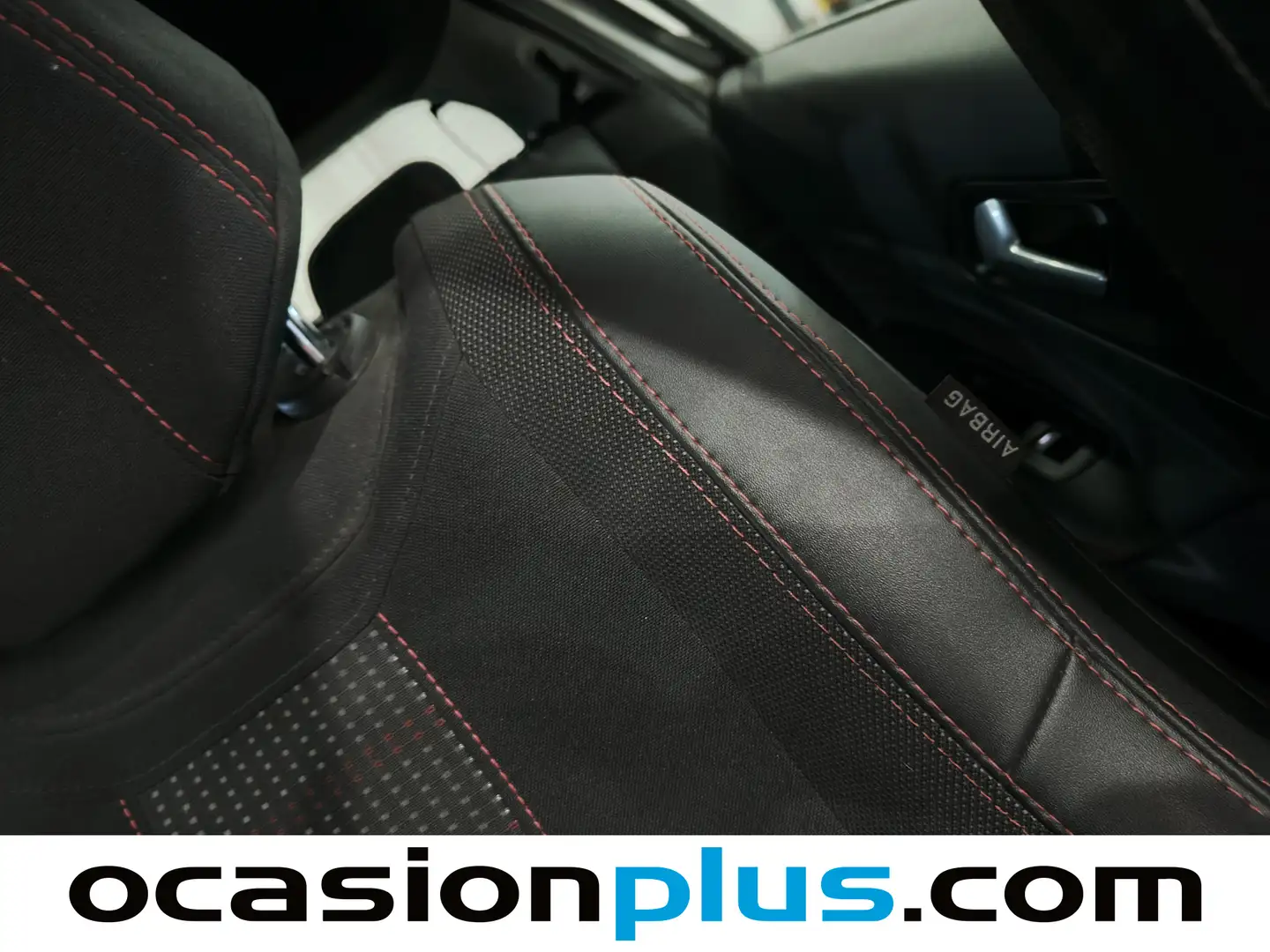 Foto Peugeot 308 Peugeot 308 1.2 PureTech S&S GT Line (130 CV)