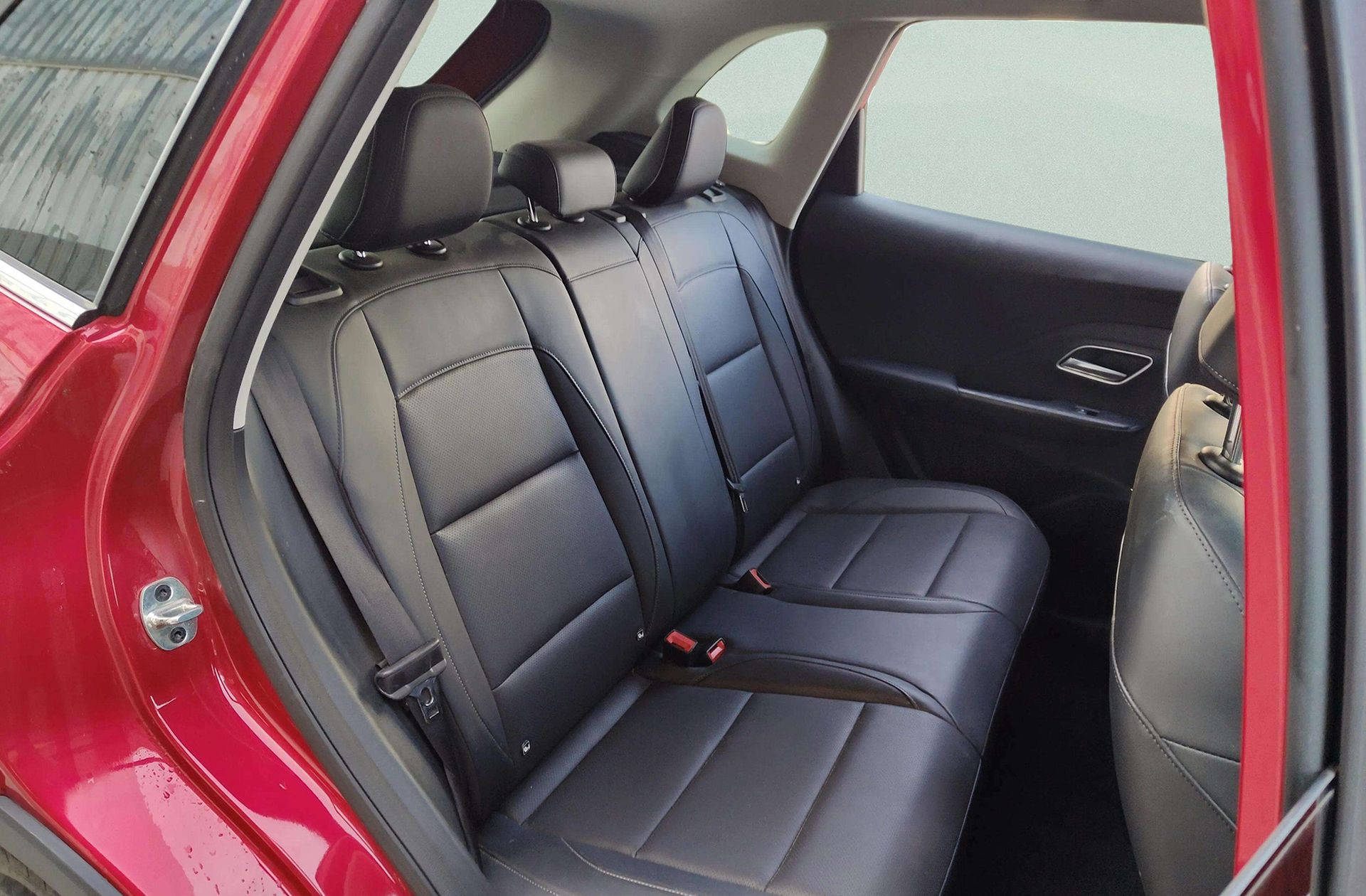 MG ZS 1.5 Hybrid+ Luxury - foto 23
