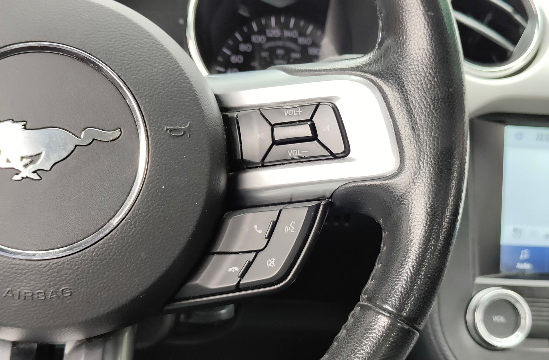 Ford Mustang 2.3 EcoBoost Mustang (Fastback) - foto 25