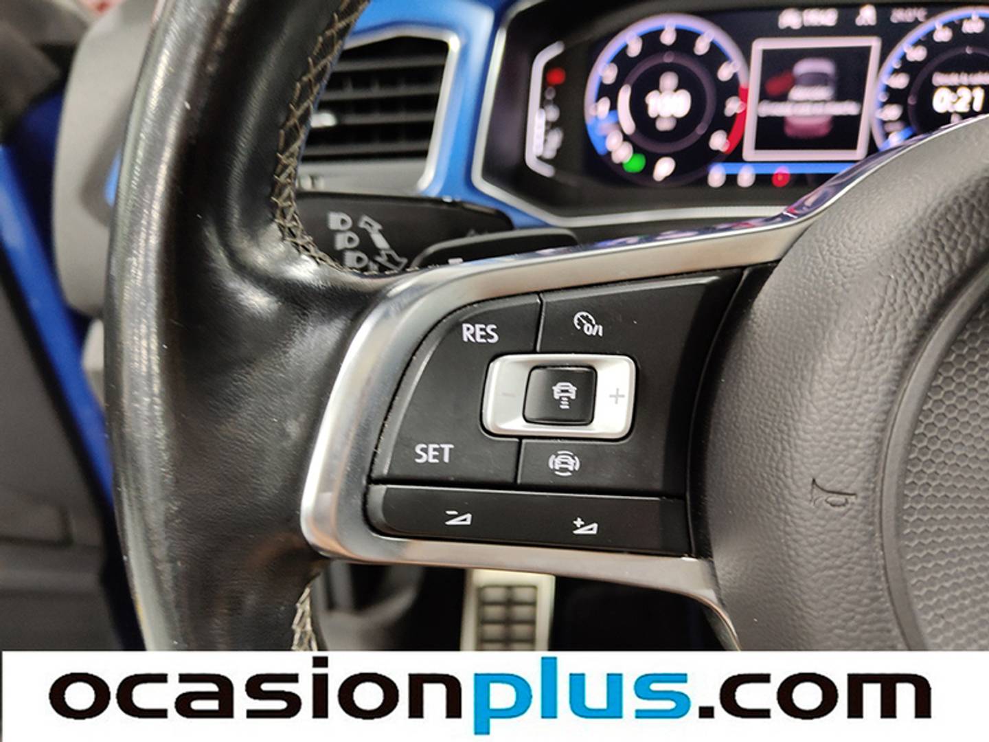 Foto Volkswagen T-Roc Volkswagen T-Roc Cabrio R-Line 1.5 TSI (150 CV)