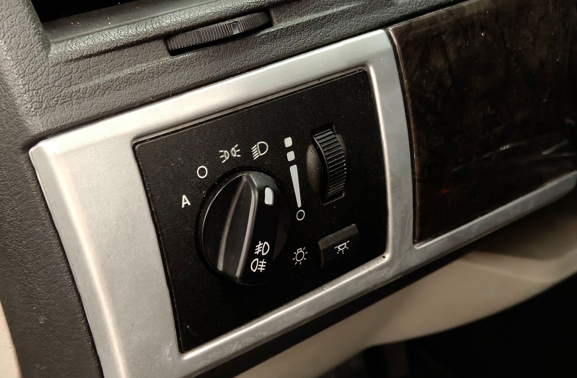 Chrysler Grand Voyager 2.8 CRD Limited Entretenimiento Plus 7 plazas - foto 22