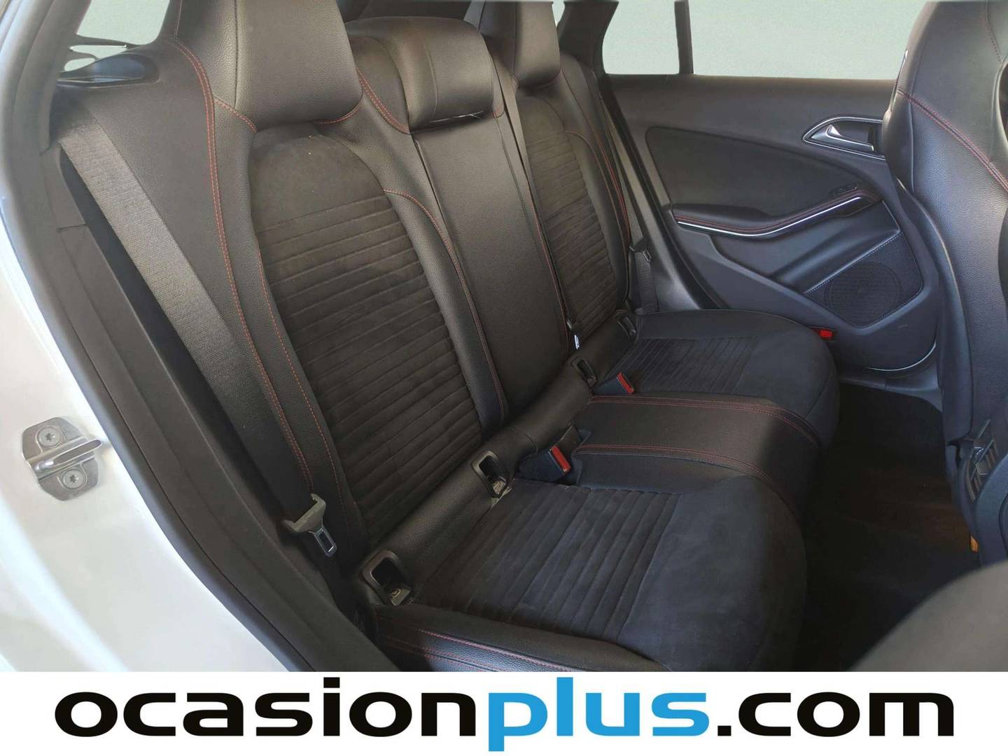 Foto Mercedes CLA Mercedes CLA Shooting Brake 200 (163 CV) Pack AMG siete plazas