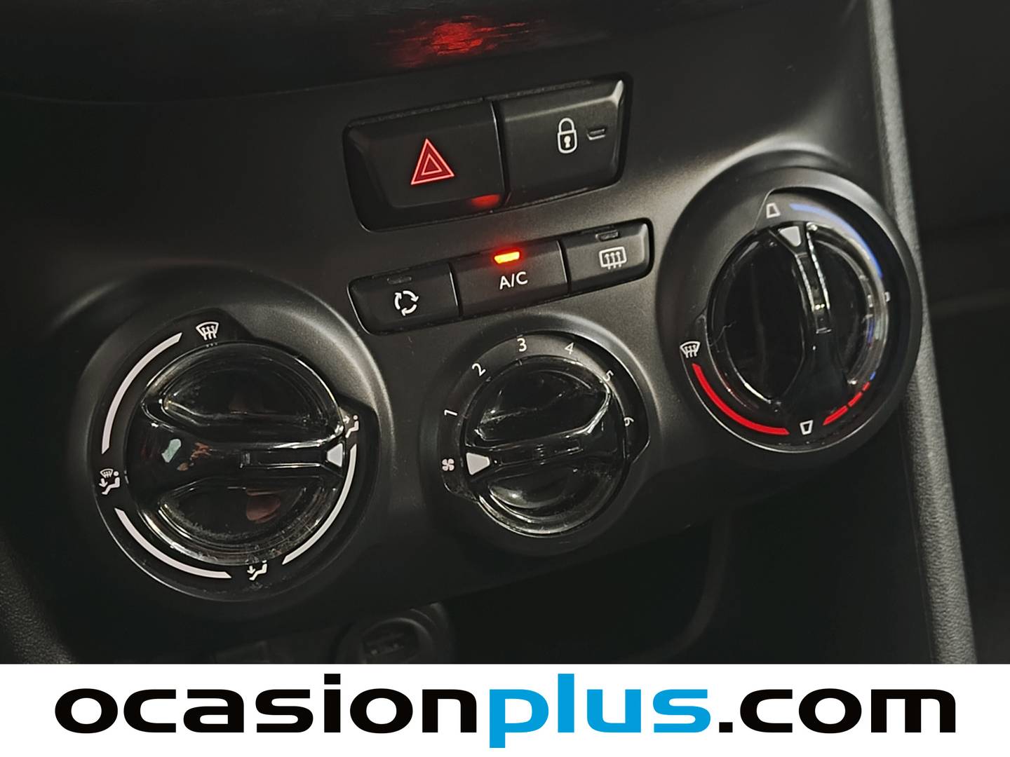 Foto Peugeot 2008 Peugeot 2008 PureTech 110 S&S Signature (110 CV)