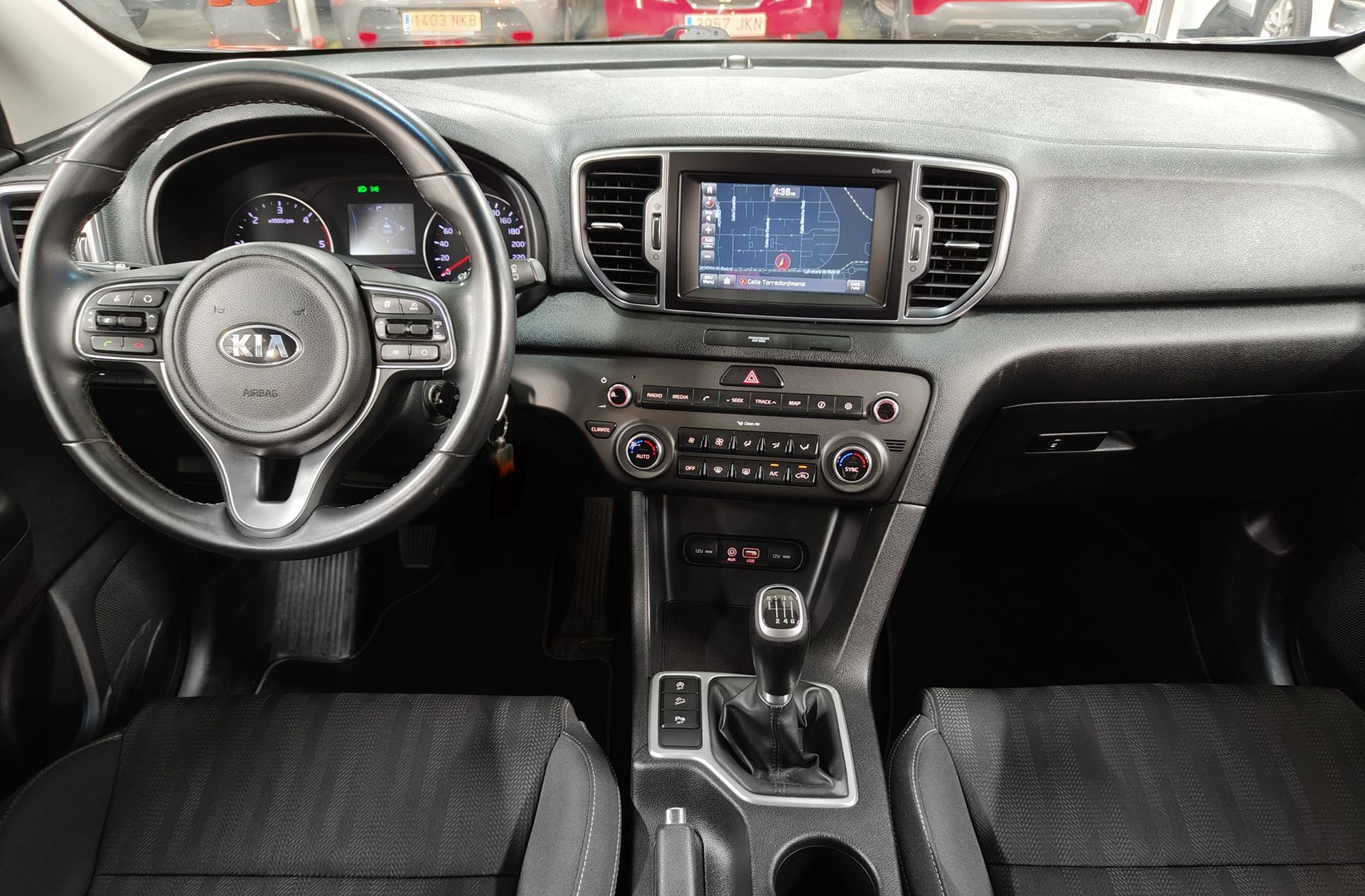 Kia Sportage 1.7 CRDi Business Eco-Dynamic 4x2 - foto 6
