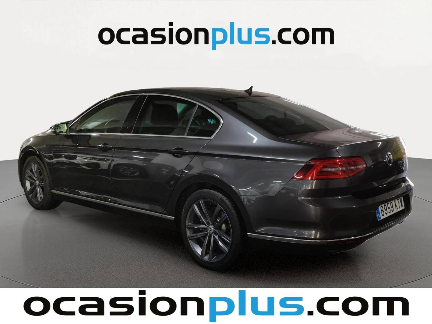 Foto trasera Volkswagen Passat Volkswagen Passat Sport 1.5 TSI (150 CV) izquierda
