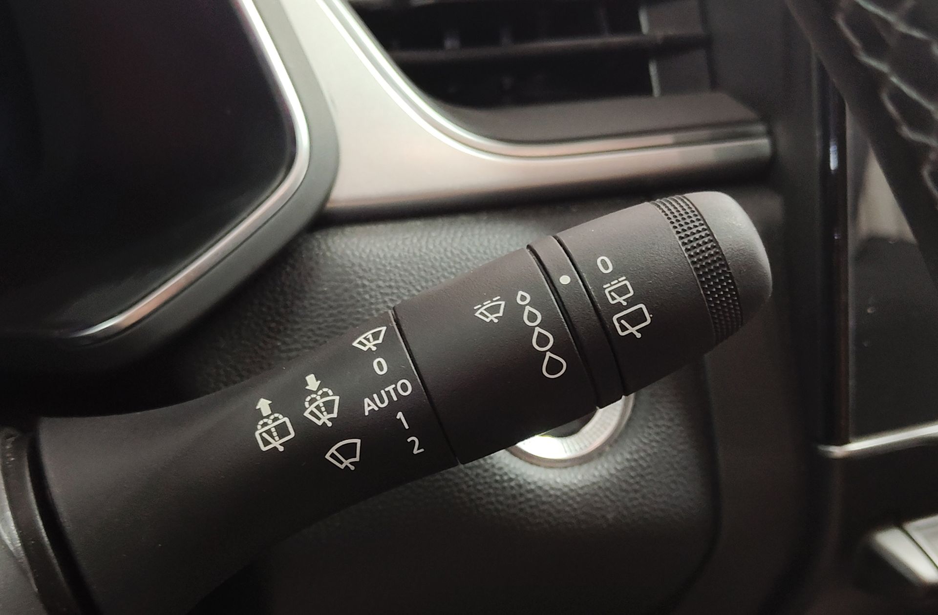 Renault Captur Zen TCe Micro Híbrido GPF - foto 27