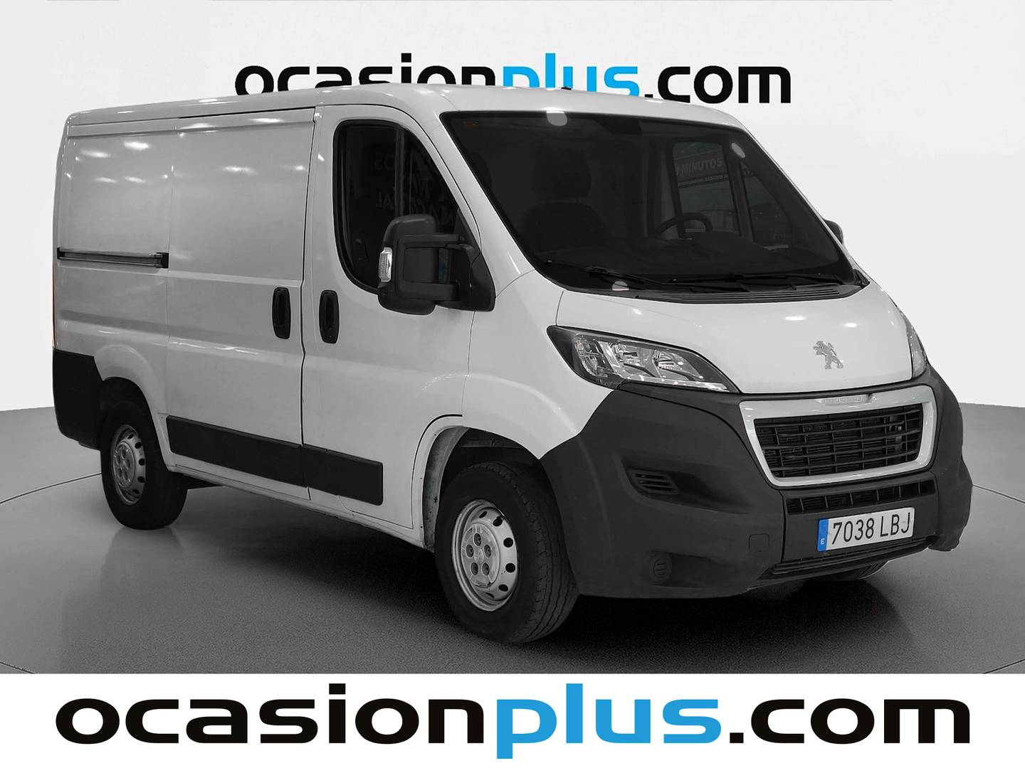 Foto delantera Peugeot Boxer Peugeot Boxer Furgon BlueHDi 140 S&S 330 L1H1 (140 CV) derecha