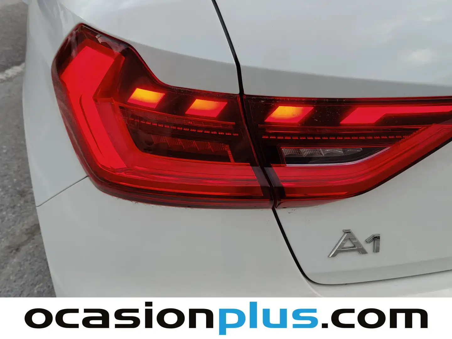 Foto Audi A1 Audi A1 Sportback Adrenalin edition 30 TFSI (110 CV) S tronic Pack S-Line
