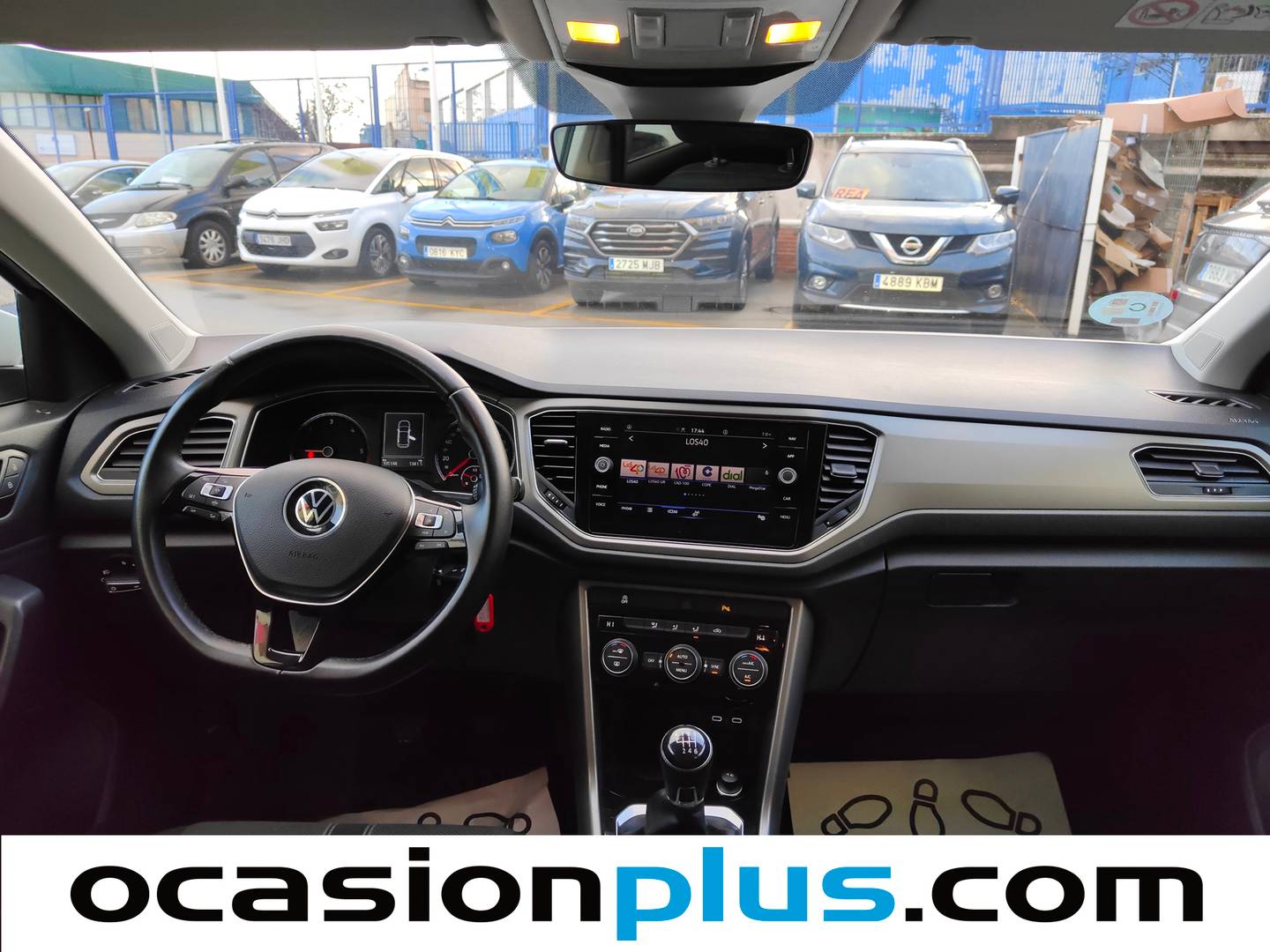 Foto Volkswagen T-Roc Volkswagen T-Roc Advance R-Line 2.0 TDI (115 CV)