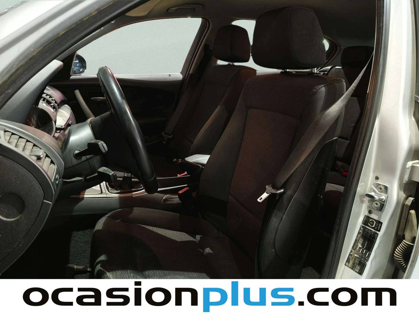 Foto asientos delanteros BMW Serie 1 BMW Serie 1 118d  (143 CV)