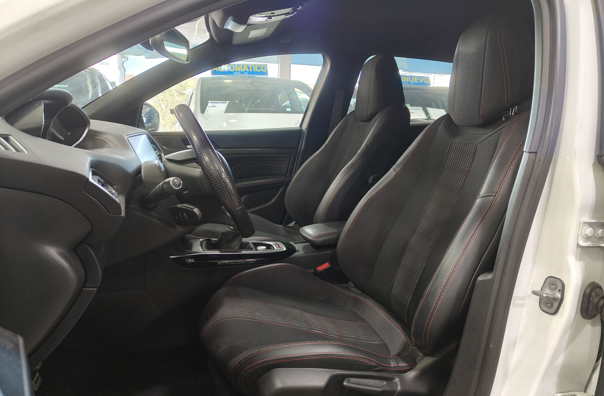 Peugeot 308 BlueHDi 150 GT Line - foto 11