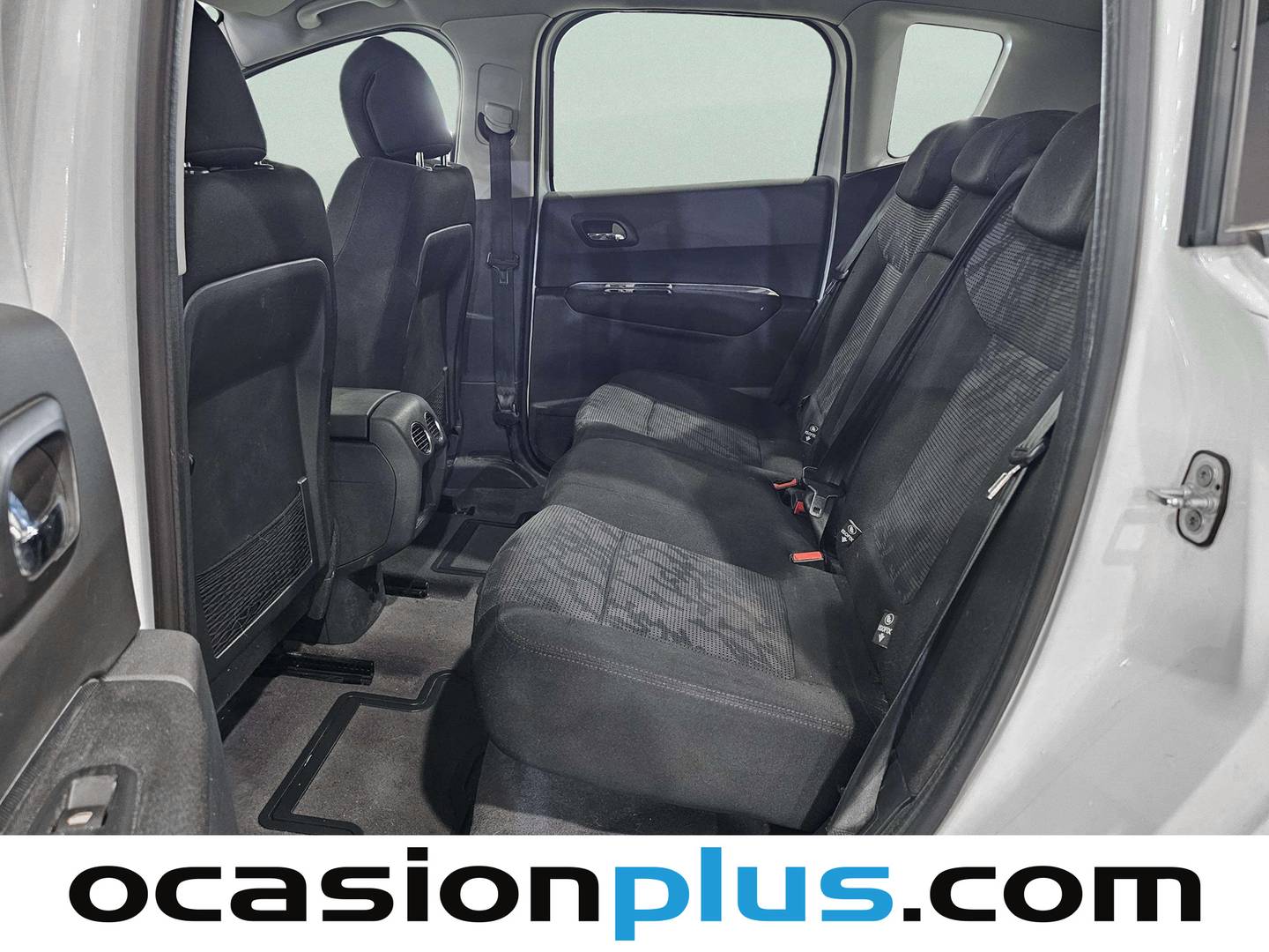 Foto asientos traseros Peugeot 3008 Peugeot 3008 1.6 VTI Premium (120 CV)
