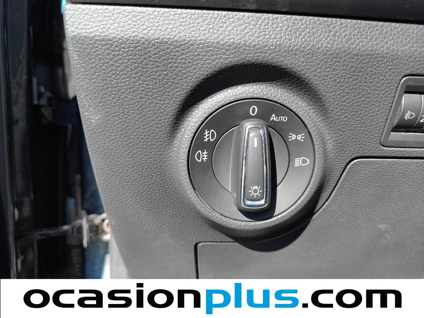 Equipamiento del Seat Ibiza Seat Ibiza 1.0 MPI Style Plus (80 CV)