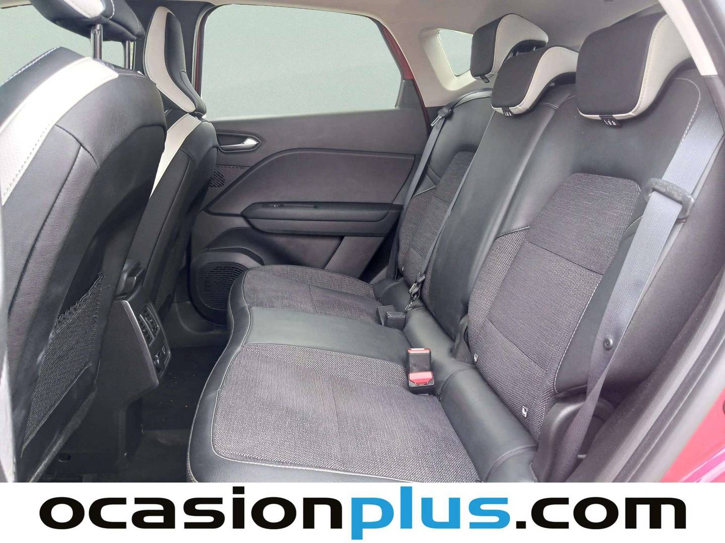 Foto asientos traseros Renault Captur Renault Captur Techno TCe (90 CV)
