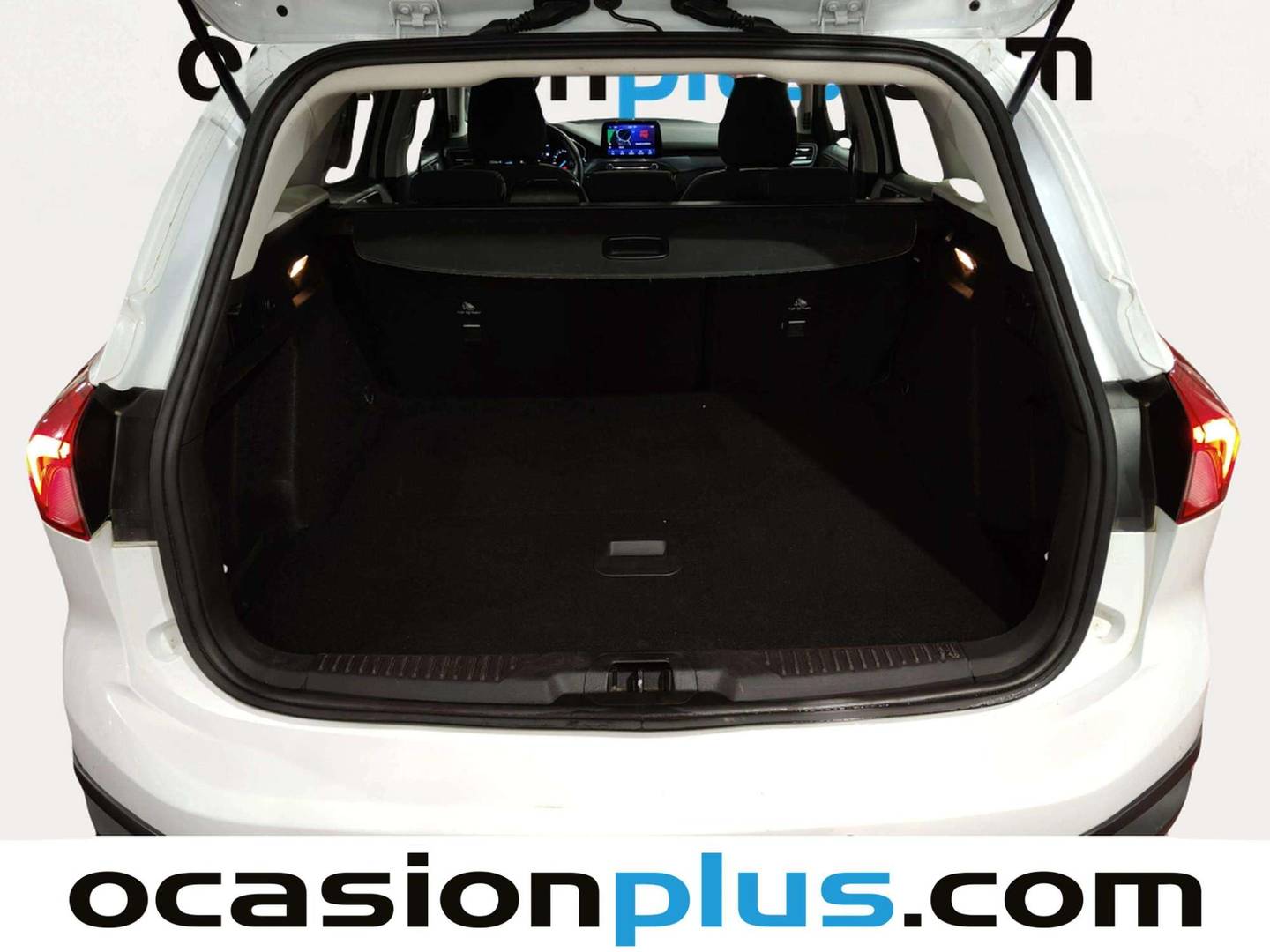 Fotos maletero Ford Focus Ford Focus SportBreak 1.5 Ecoblue Active (120 CV)