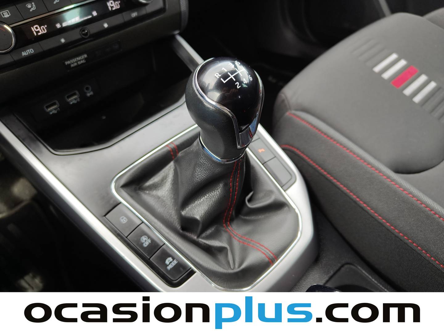 Seat Arona Seat Arona 1.0 TSI Ecomotive FR (115 CV) de segunda mano