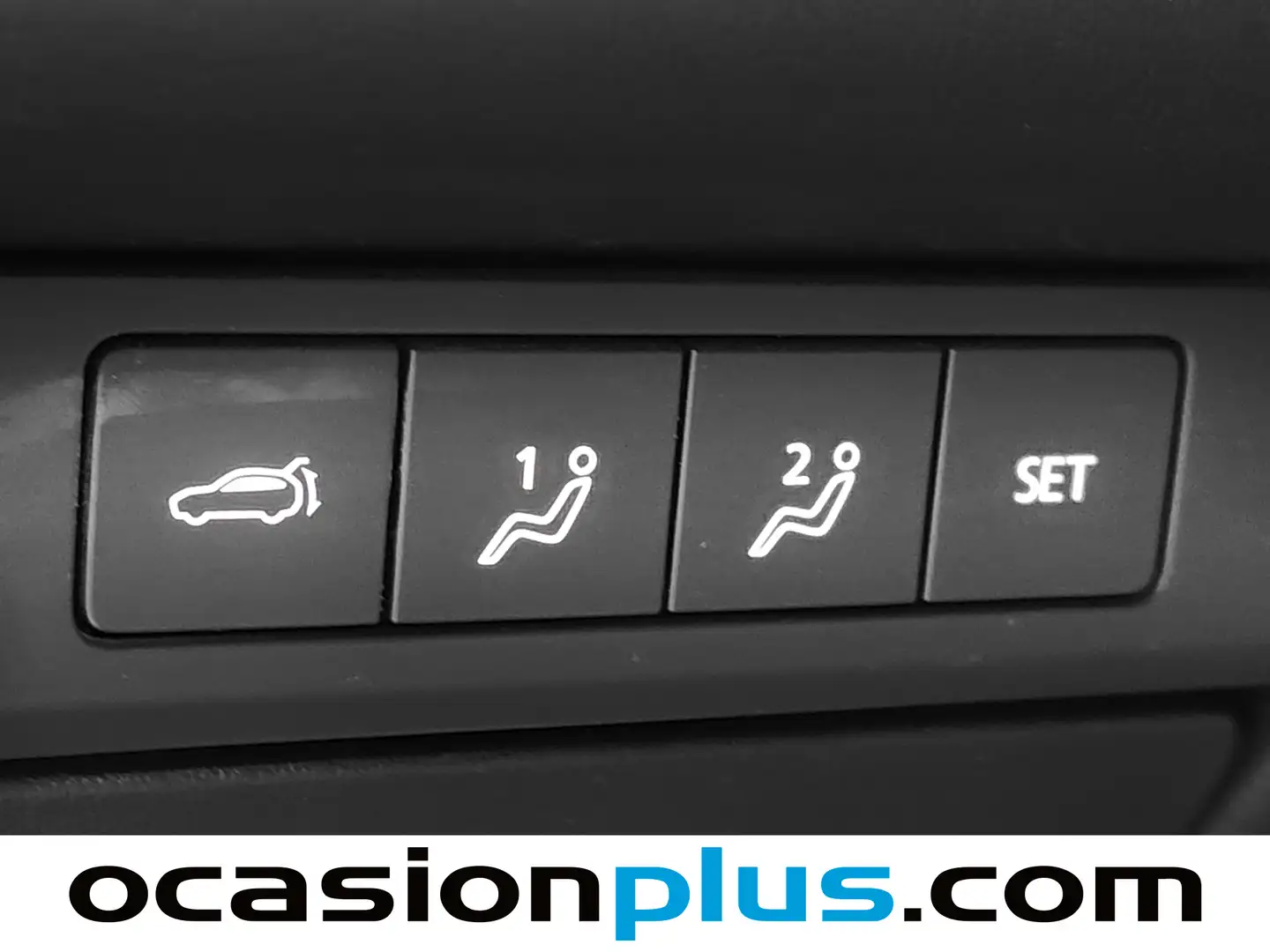 Foto Mazda CX-30 Mazda CX-30 2.0 Skyactiv-X Zenith AT (186 CV)