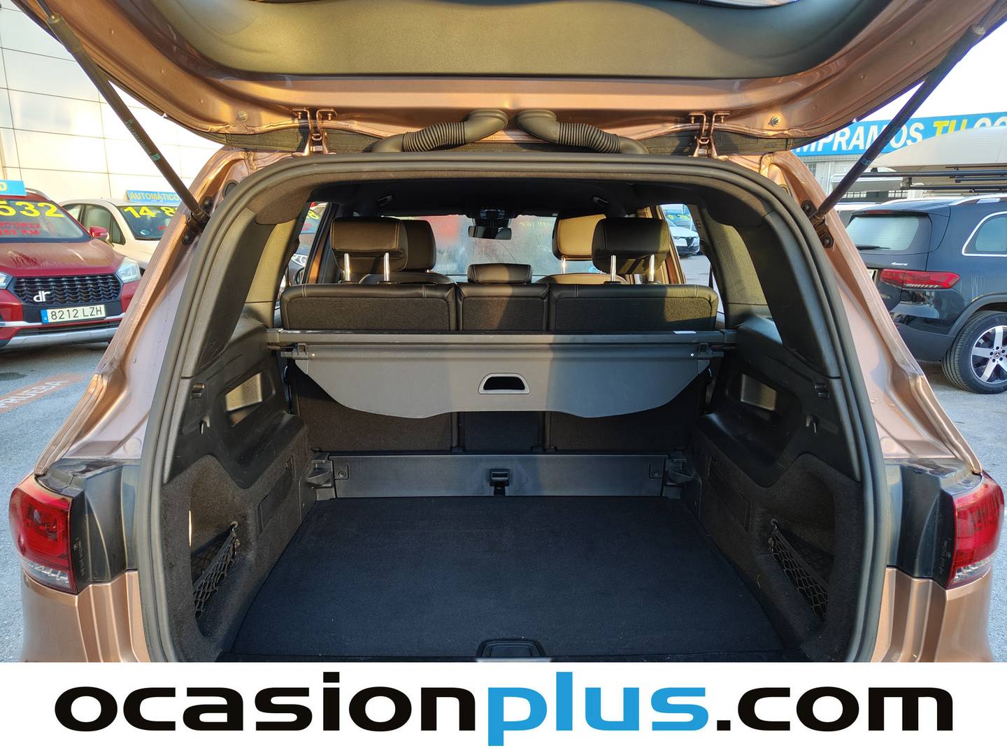 Foto Mercedes GLB Mercedes-Benz GLB 220 D 4Matic  (190 CV)