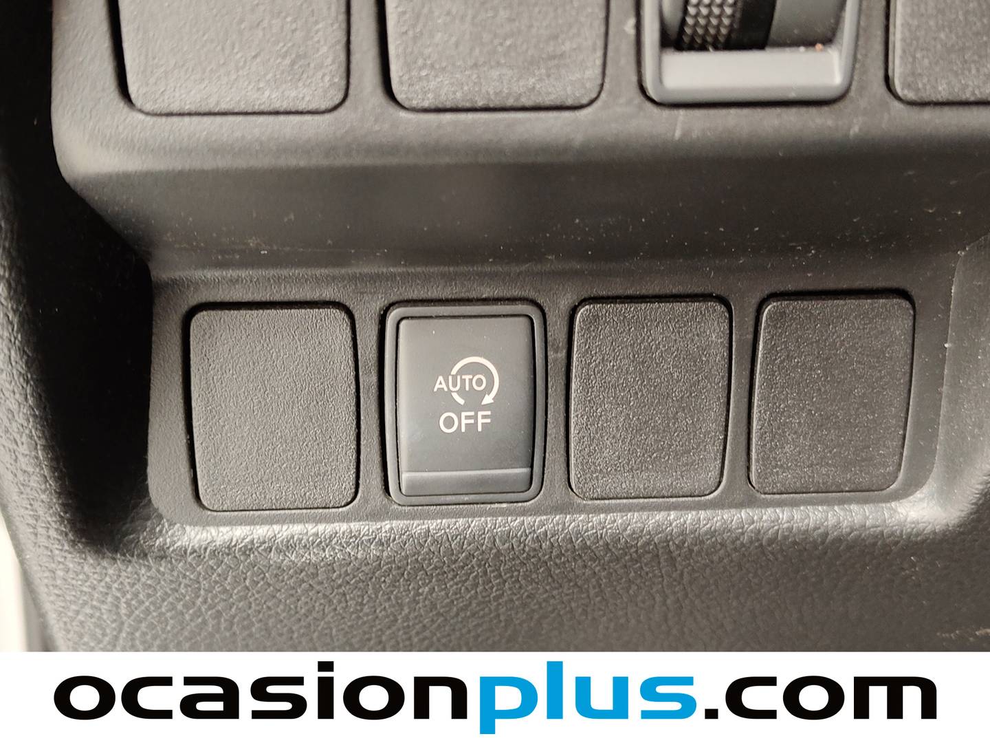 Acabados Nissan QASHQAI Nissan Qashqai DIG-T 115 N-Connecta 4x2 (115 CV)