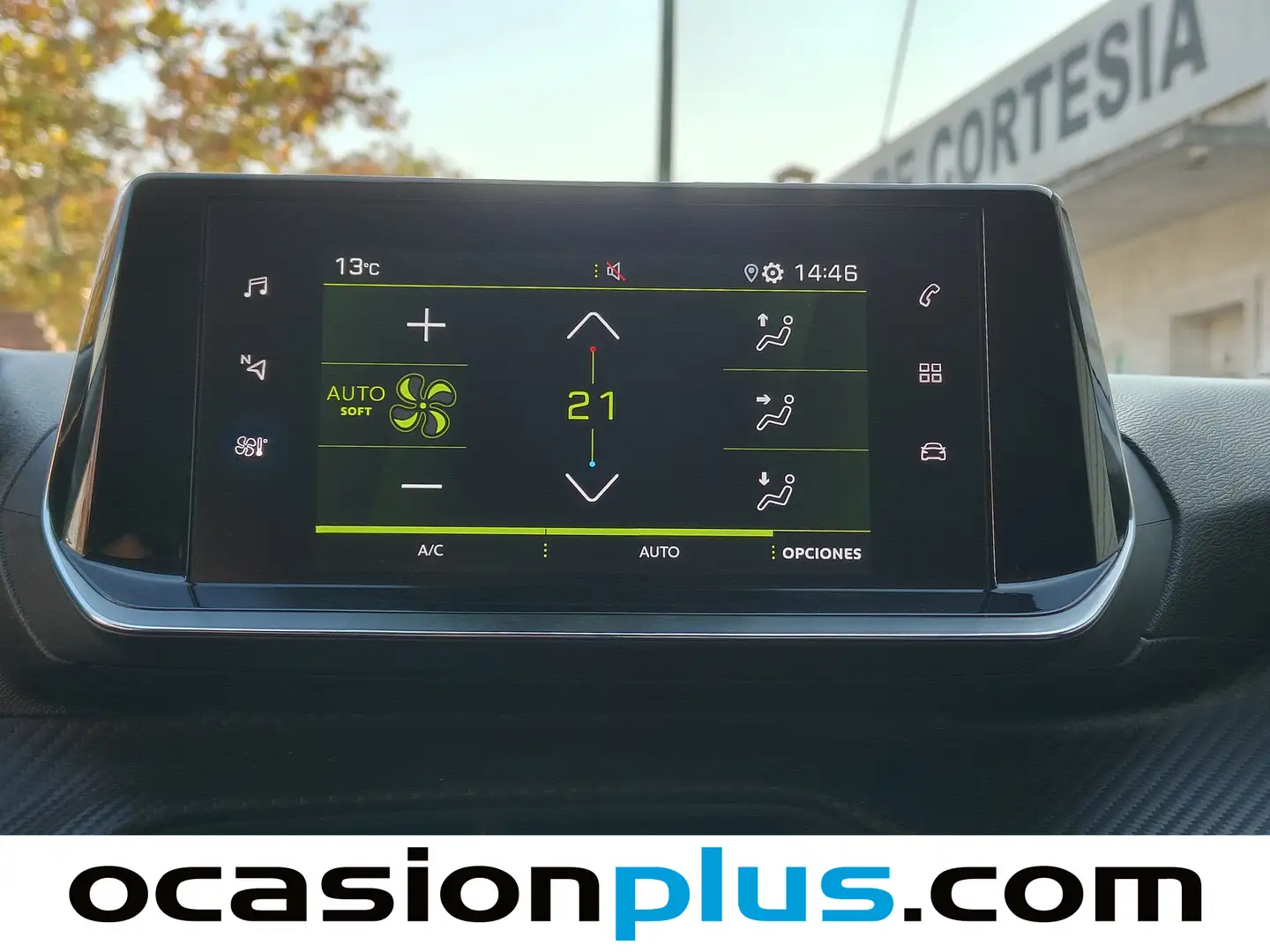 Foto Peugeot 208 Peugeot 208 PureTech 100 Allure  (100 CV)